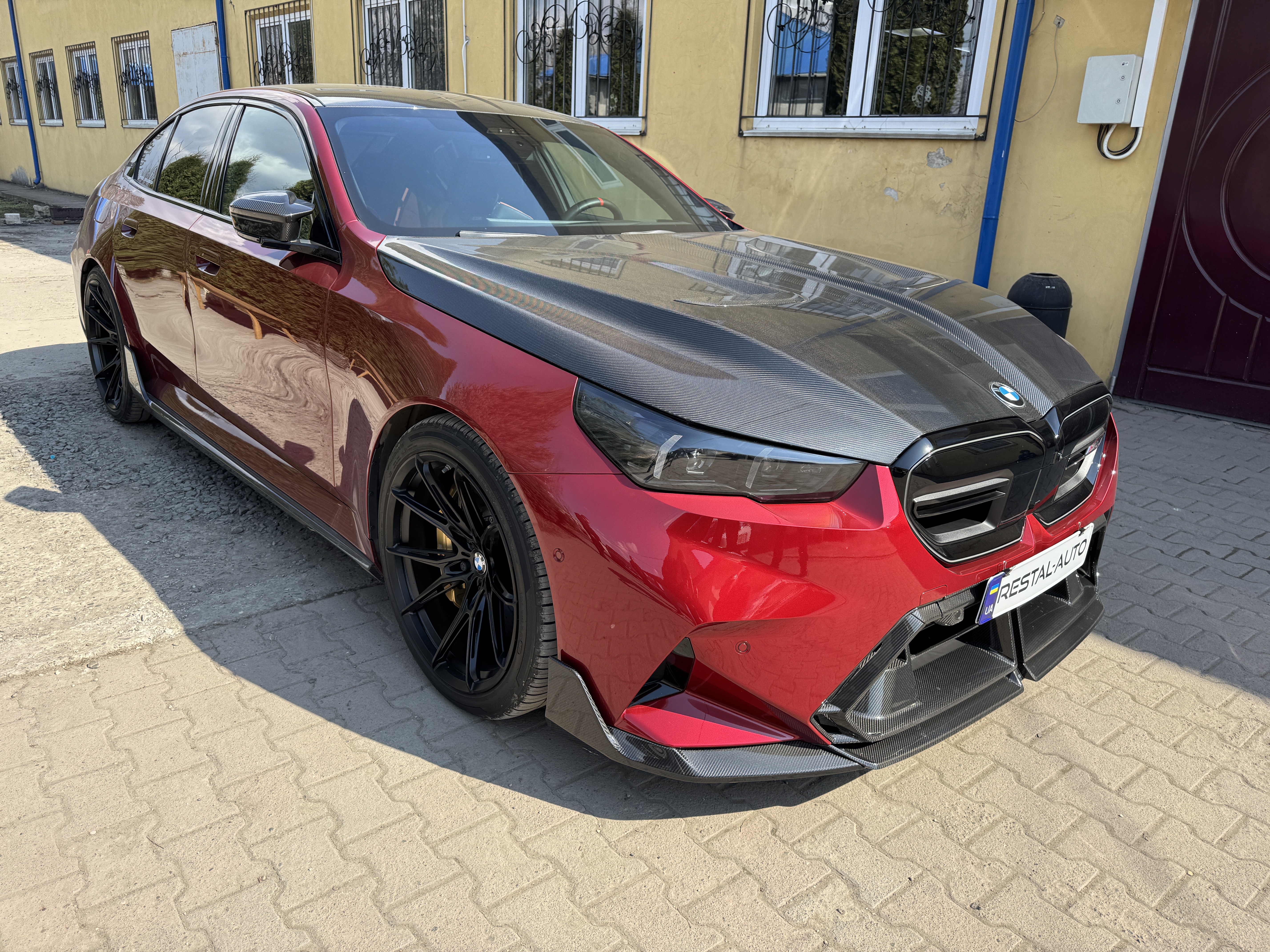 Губа (Карбон) V3 на BMW M5 G90 / G99 2024-2026 року 6