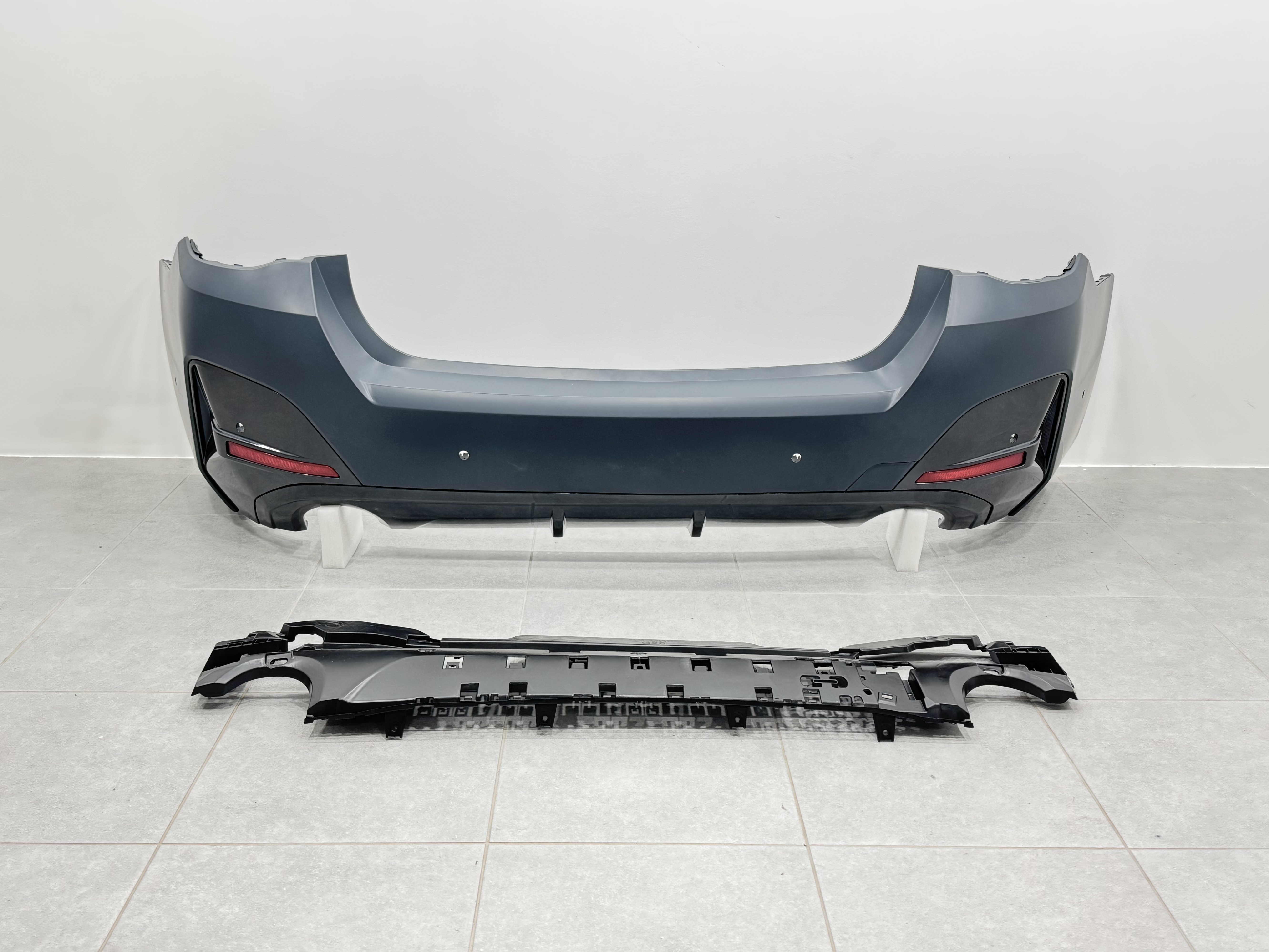 Задній бампер M paket BMW 4 series G26 2020- 2