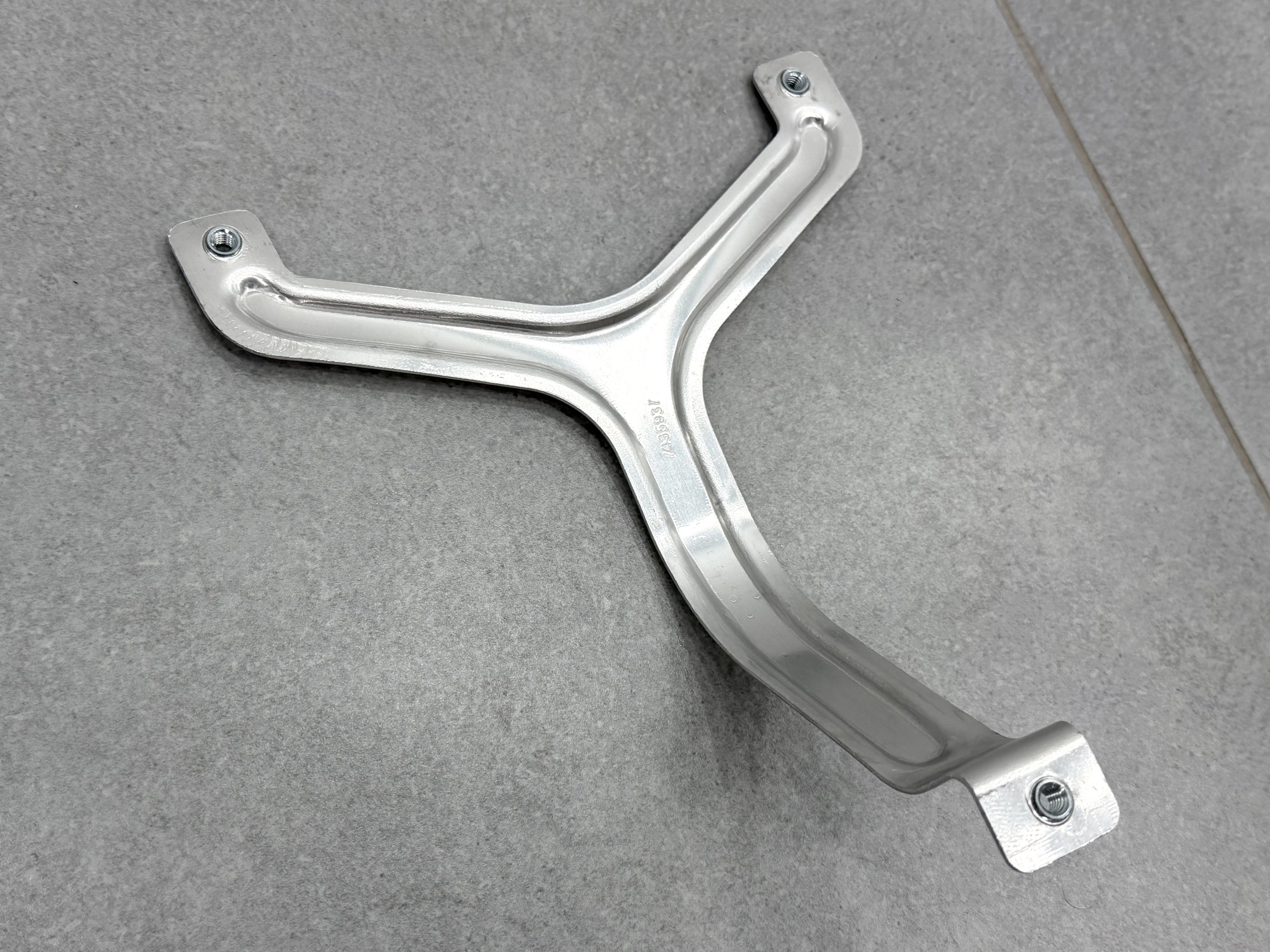 Кронштейн панелі радіатора 51647435937 для BMW 5 Series G30 G31 2017-2023 5