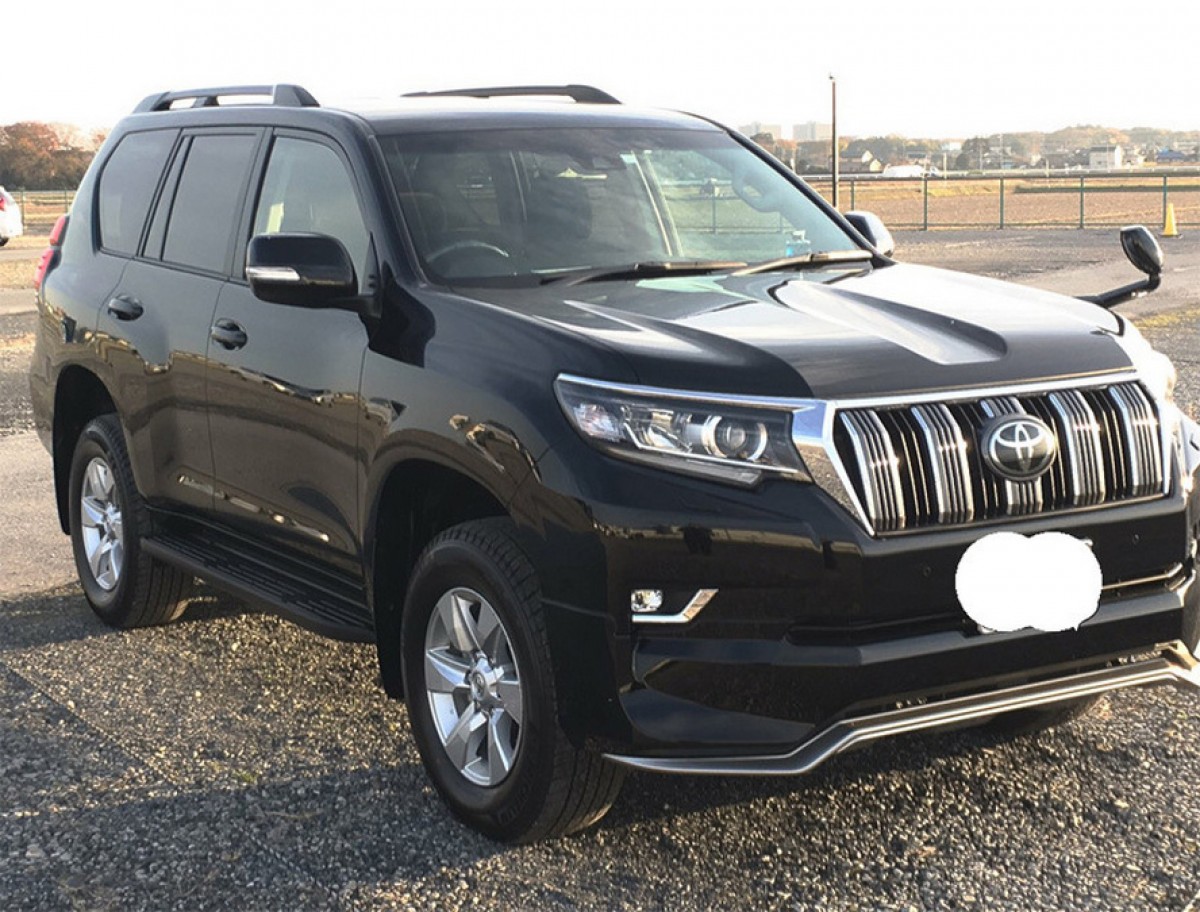 Спідниця переднього бампера OEM Toyota Land Cruiser Prado 150 2018- колір чорний 202 4