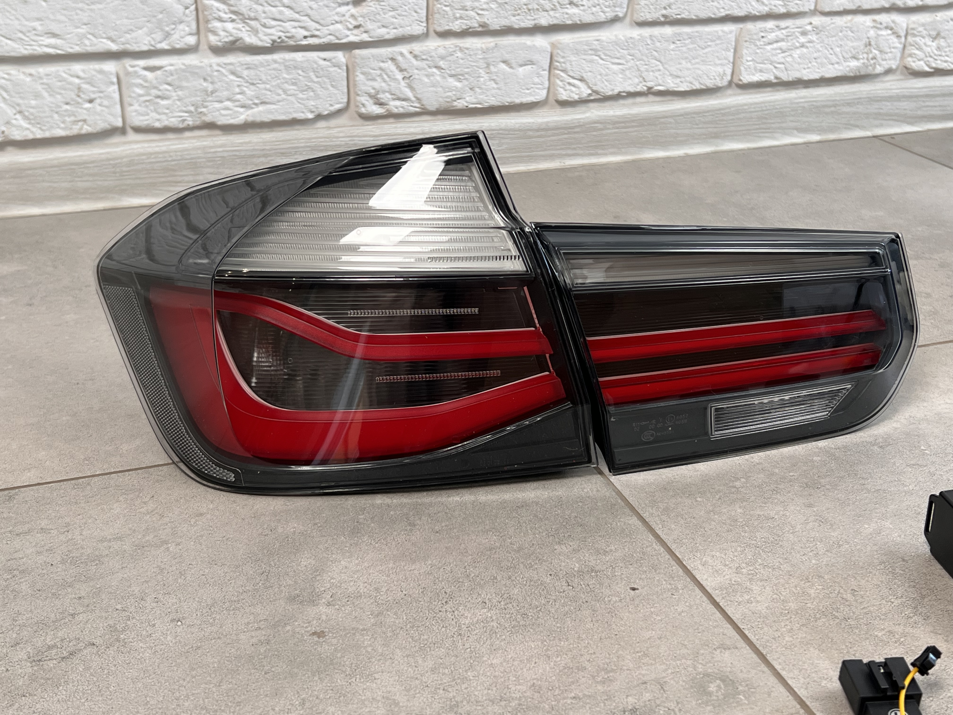 Задні LED ліхтарі BMW 3 series F30 2012-2018 димчасті, 4шт. 6