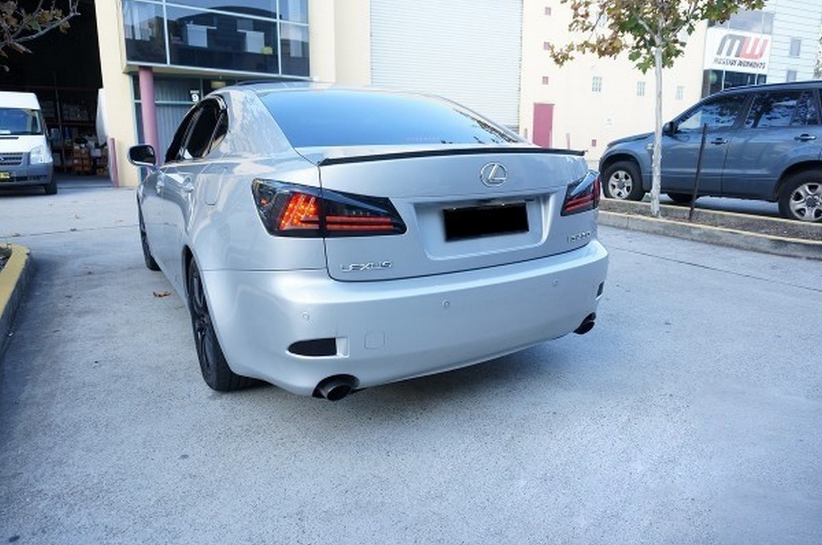 Задні ліхтарі Lexus IS 2006-2012 димчасті 2