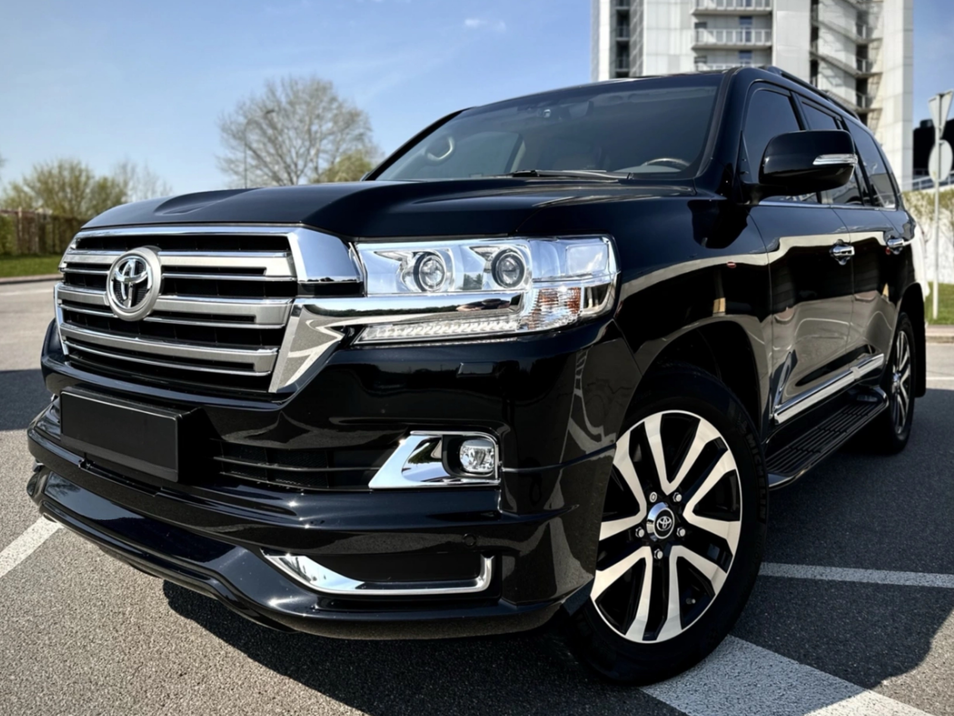 Обвіс спідниця переднього бампера Modellista Toyota Land Cruiser 200 2015-2021 колір чорний 202 5