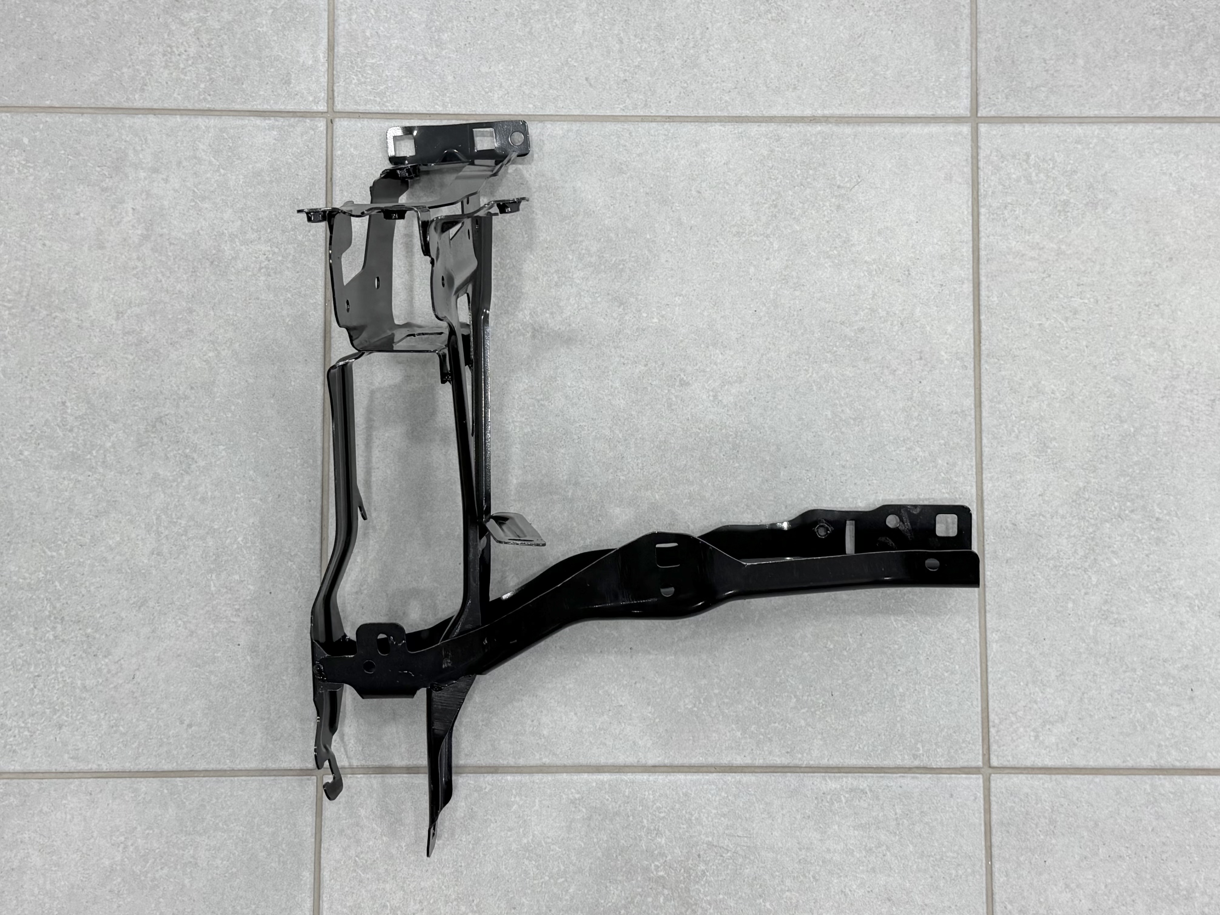 Кронштейн лівого окуляра 51647400113 для BMW X3 G01 X4 G02 2