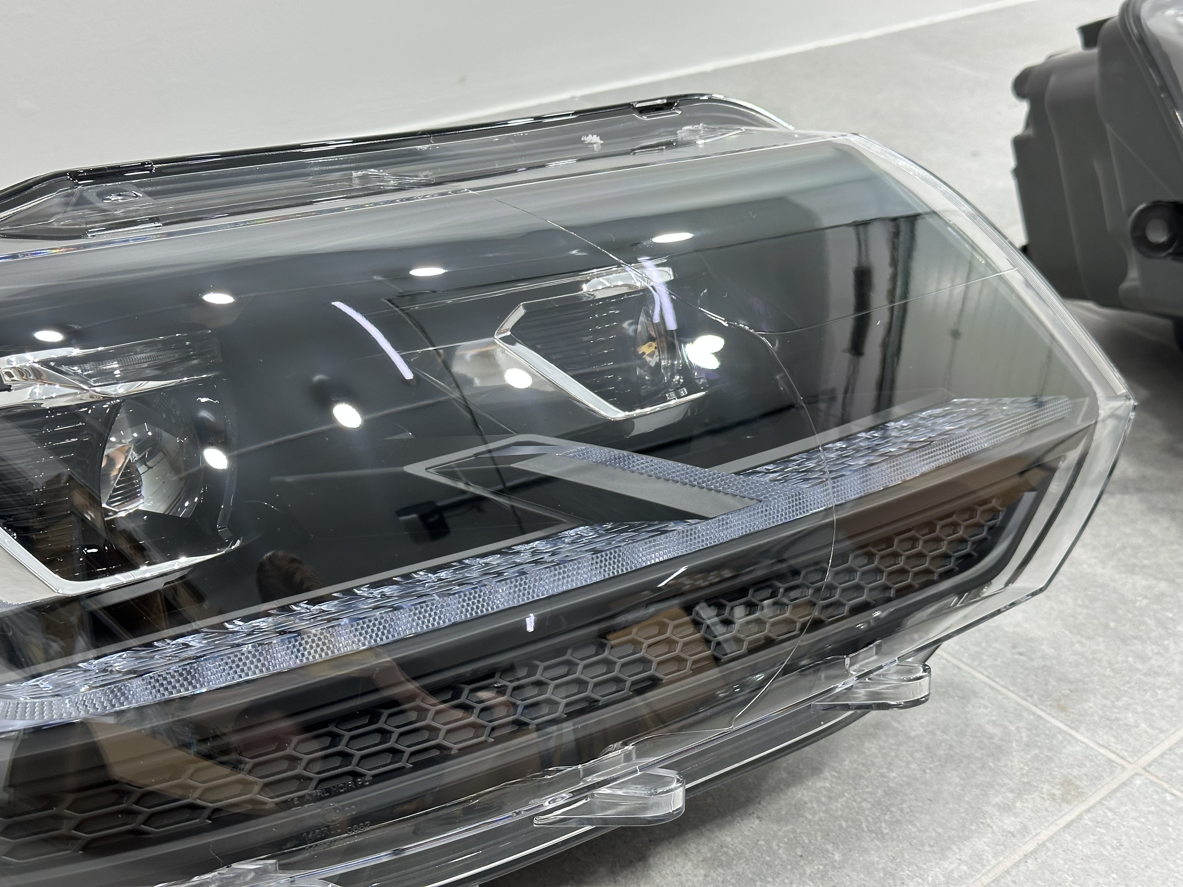 Full led фари стиль Multivan T6.1 2020+ для T5 2010-2015 (ліва+права) комплектні з блоками 4