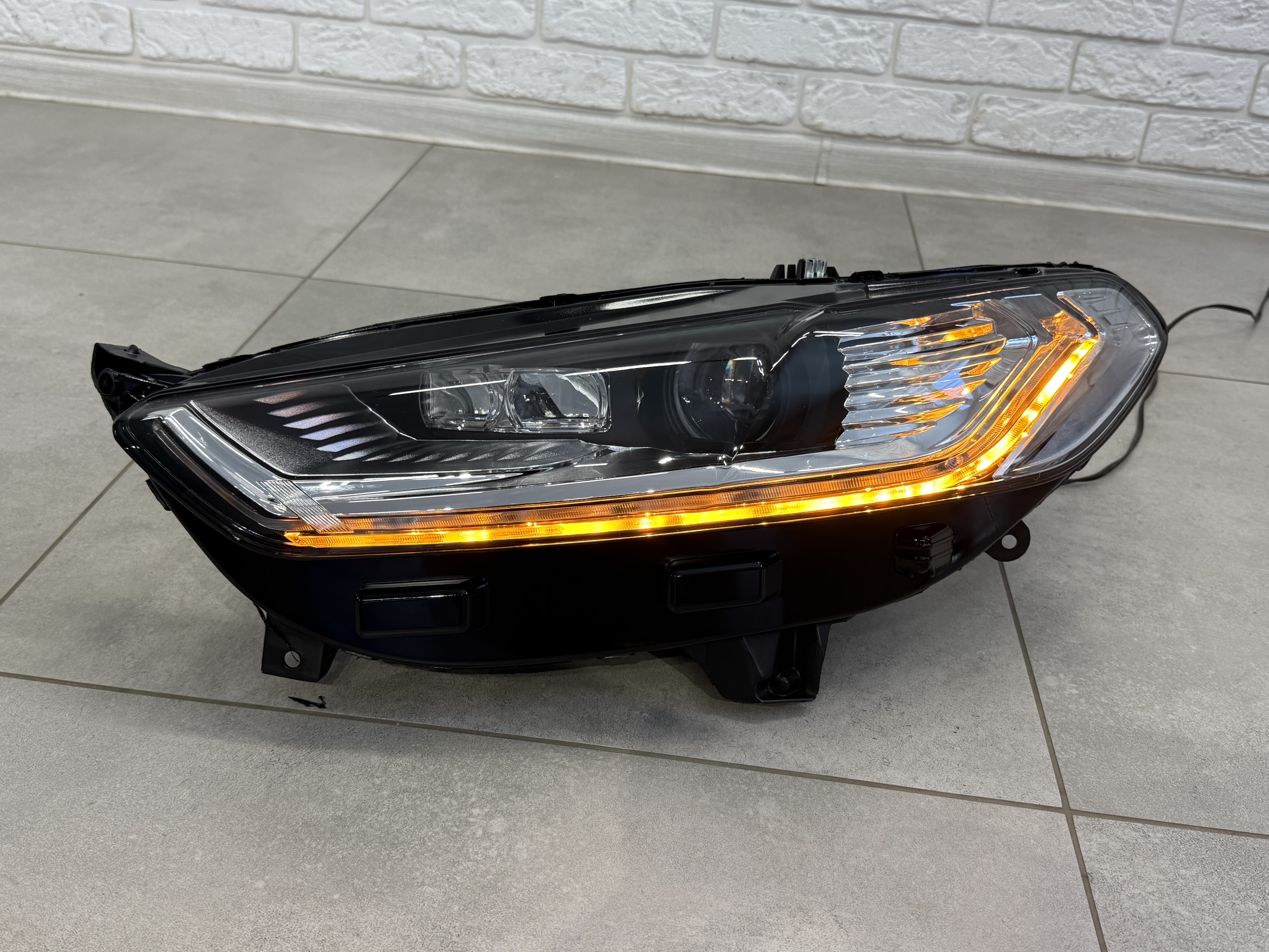 Передні фари для Ford Fusion USA / Mondeo 2013-2016 3