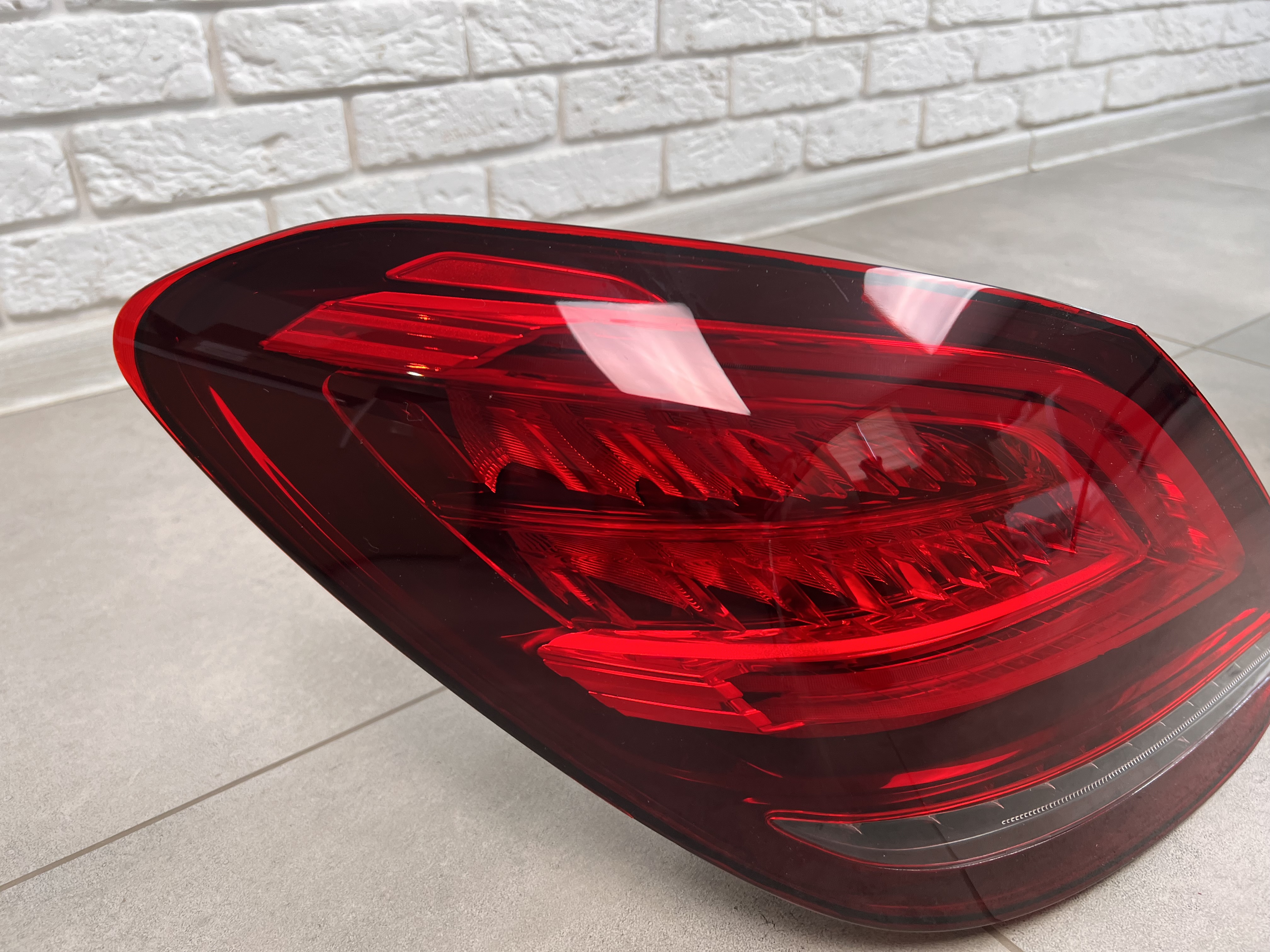 Задні LED ліхтарі рестайлінг 2019 для Mercedes-Benz C-class W205 2015-2021 2шт. 5