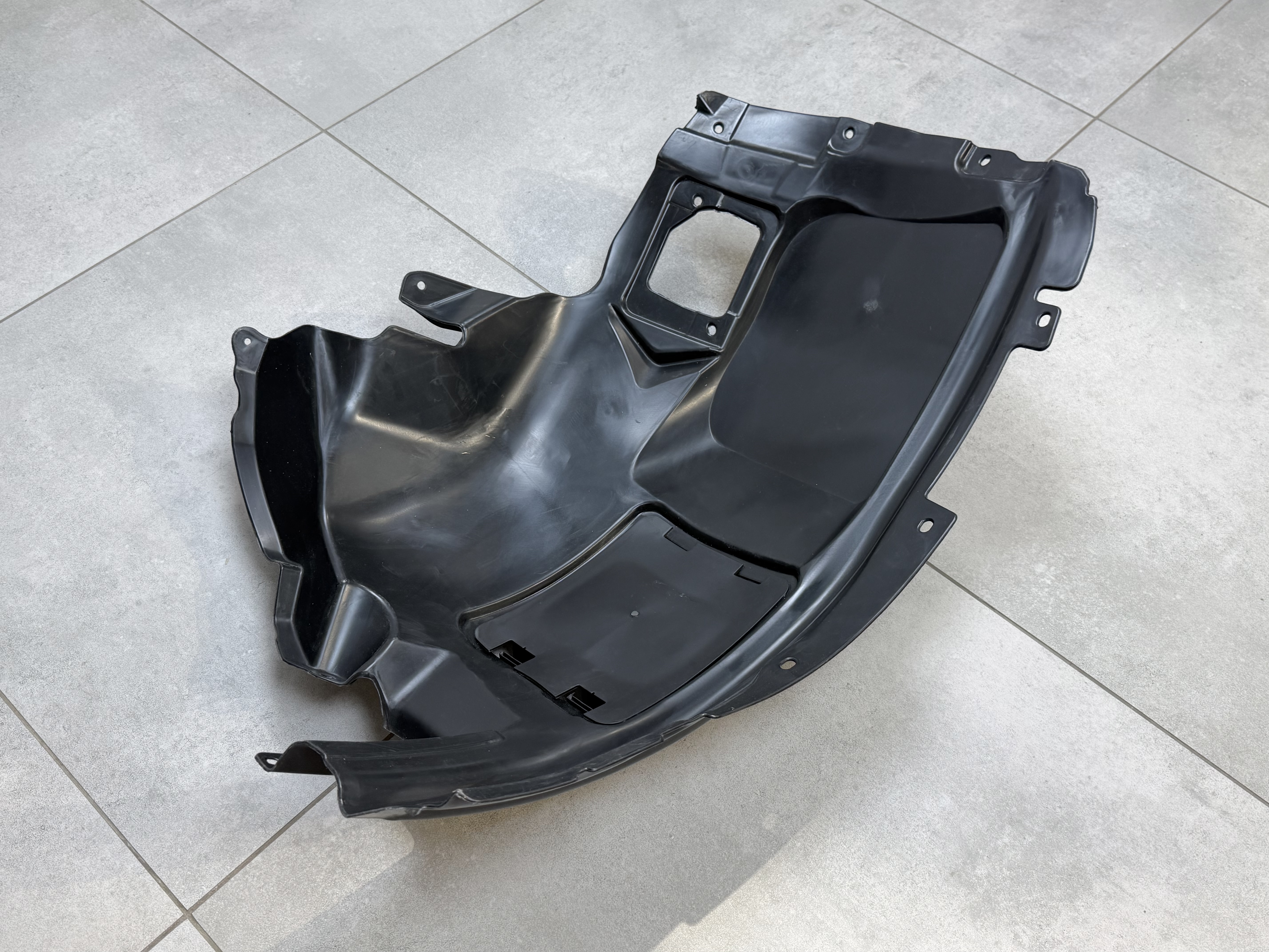 Підкрилок лівий передній 51717445681 для BMW X3 G01 / X4 G02 2018-2024 3
