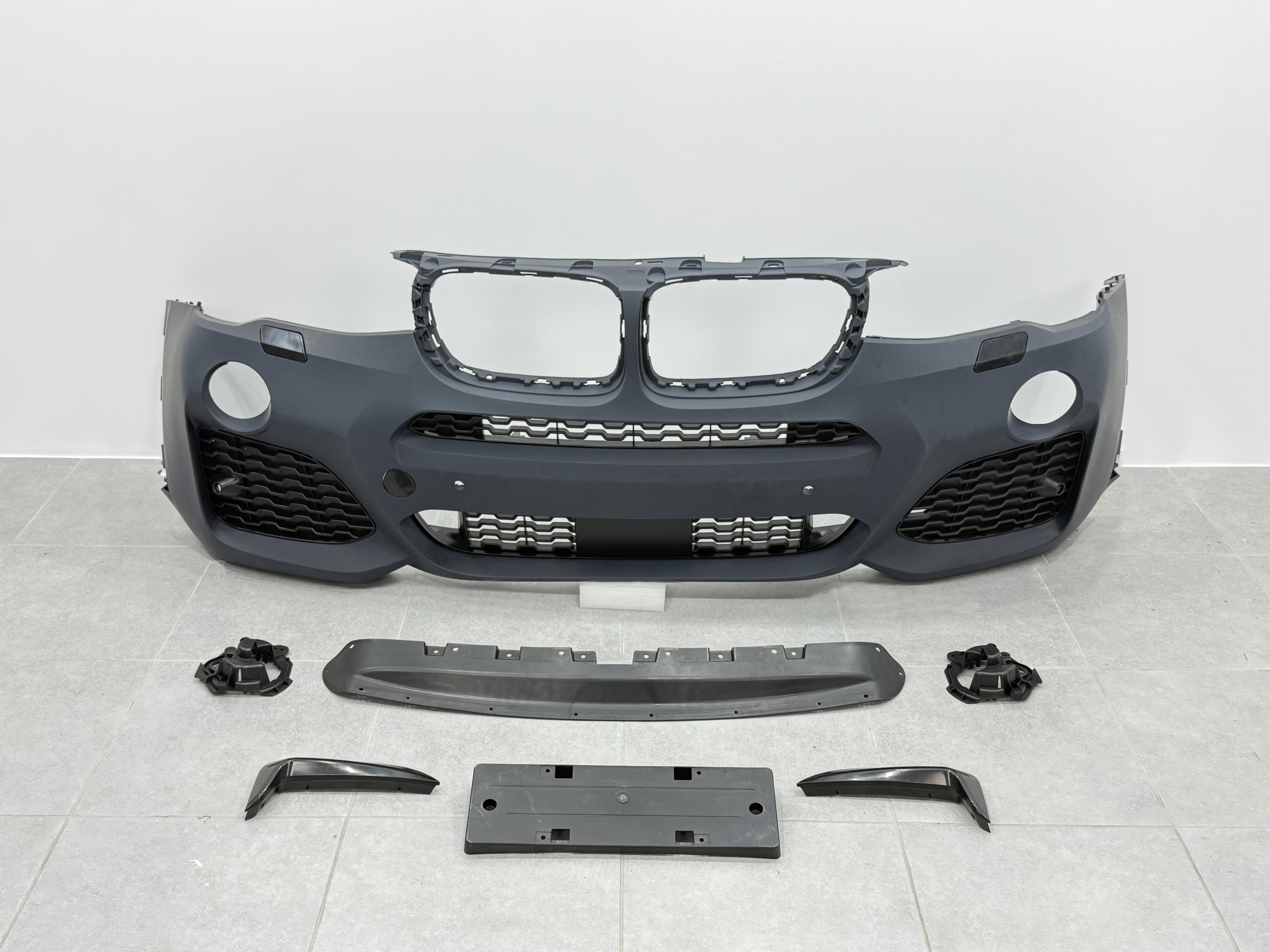Передній бампер у зборі M paket для BMW X3 F25 2014-2017