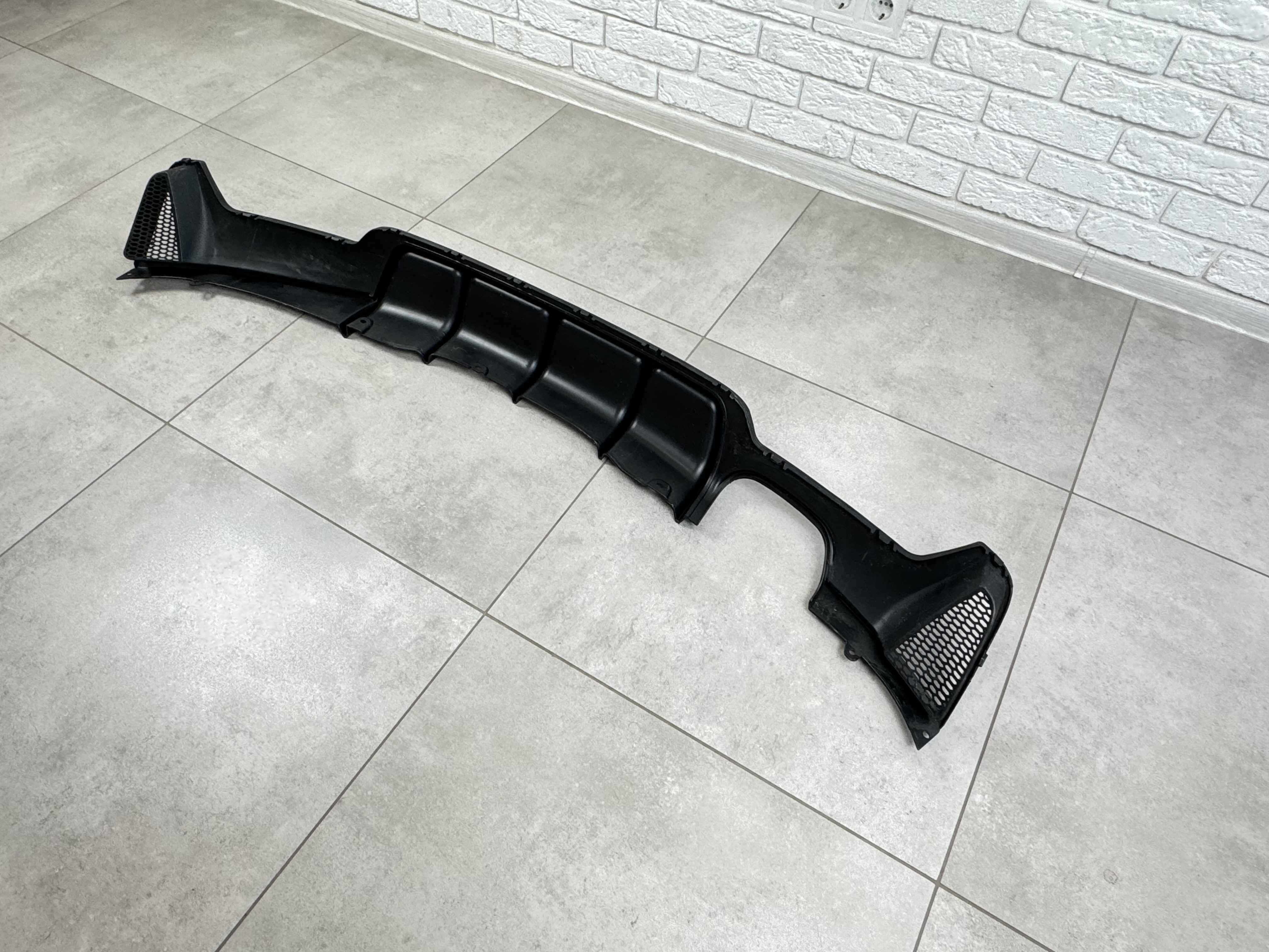 Дифузор накладка заднього бампера M-Performance для BMW 4 series F32 / F33 / F36 2013-2020 ПІД фарбування 5