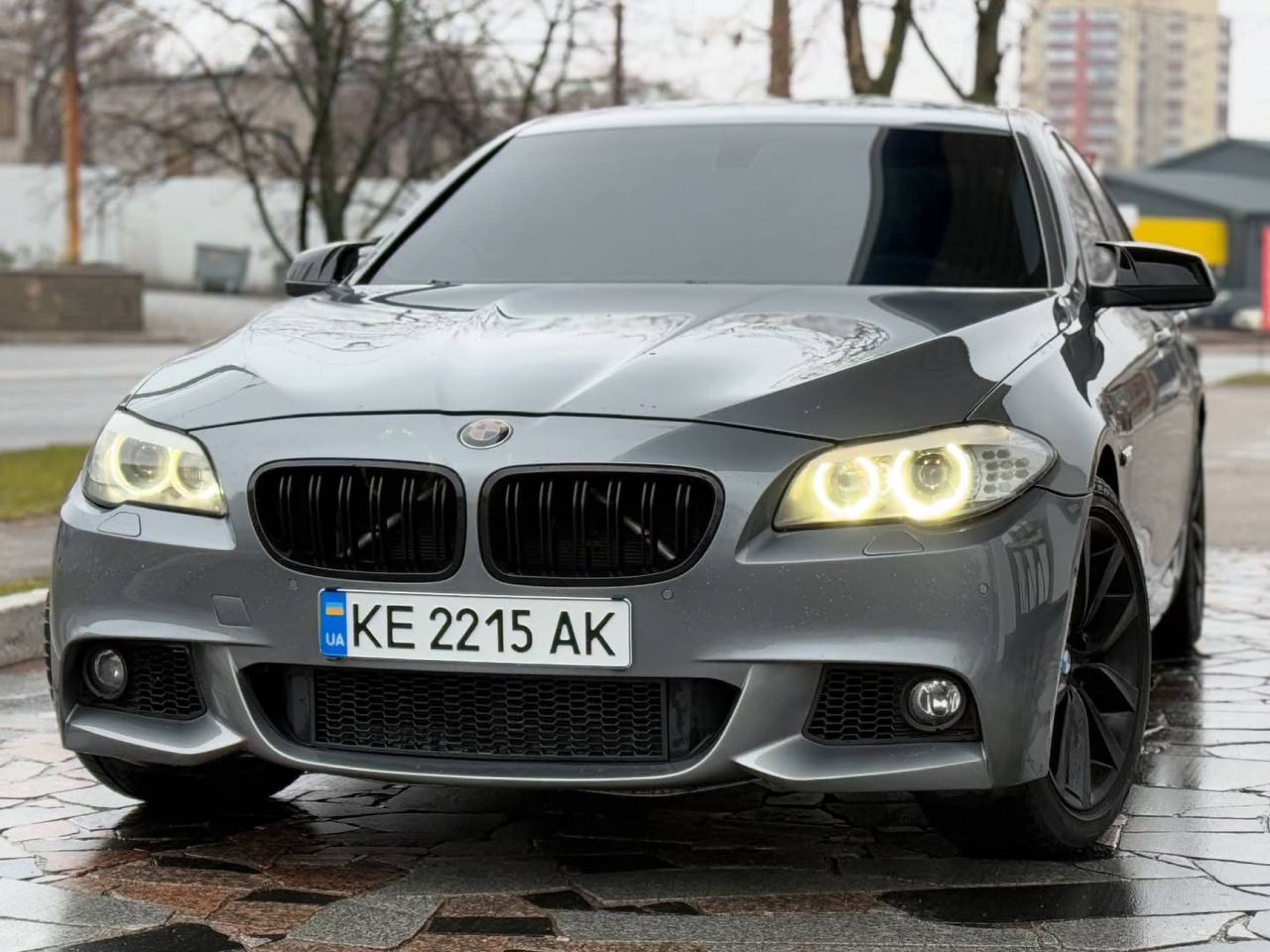 Передній бампер у зборі M Paket BMW 5 Series F10 F11 2010-2013 (під омивачі / з отворами під парктроніки / з отворами туманок) 4
