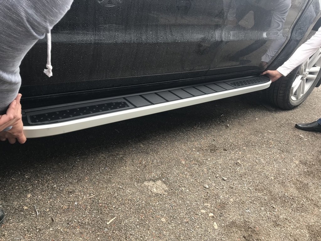 Бокові пороги Tayga V2 (2 шт., алюміній)