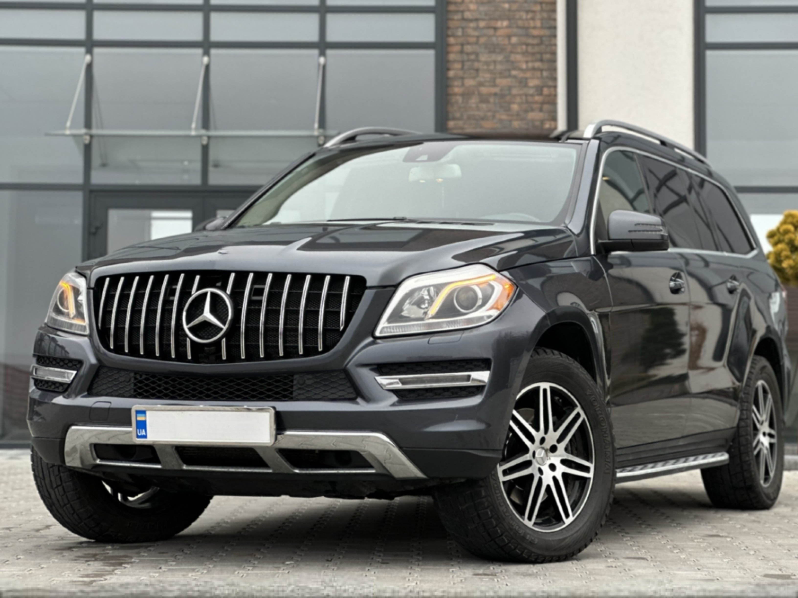 Решітка радіатора GT CROME Mercedes-Benz GL class X166 2012-2015 ЗВИЧАЙНИЙ НЕ AMG 6
