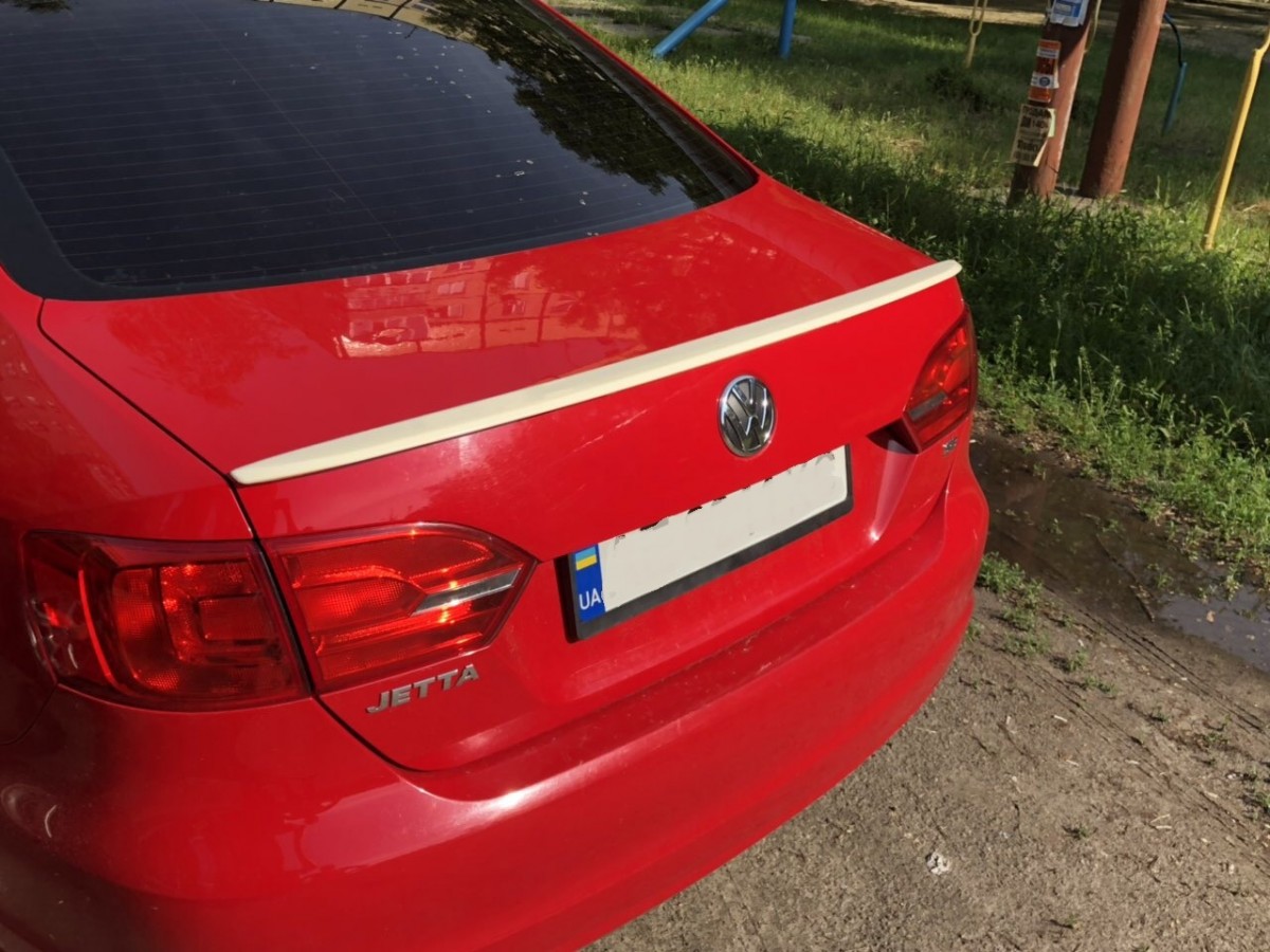 Спойлер ліп багажника Volkswagen Jetta 2010-2017 ABS пластик під фарбування 6