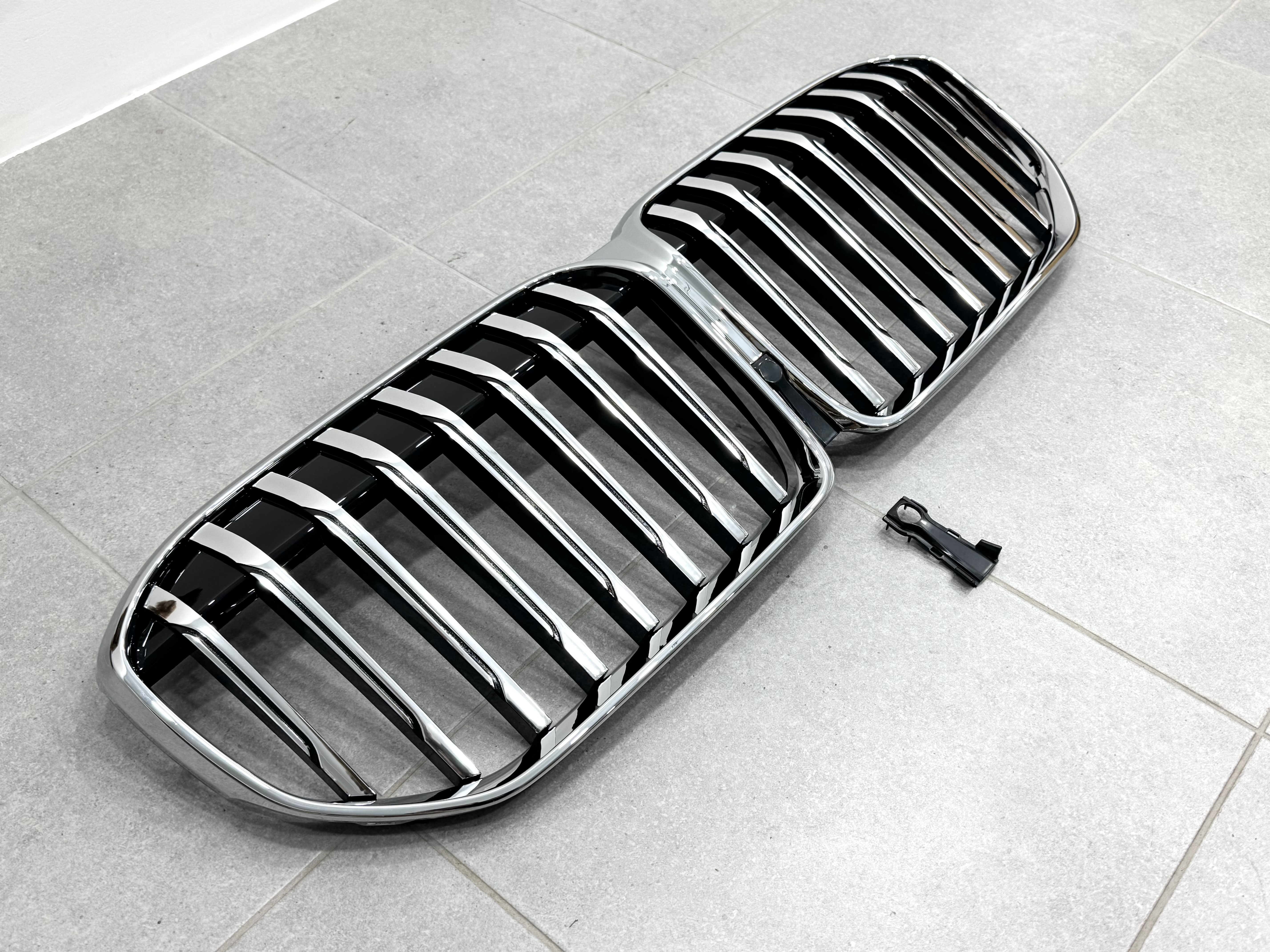 Решітка радіатора ніздрі BMW 7 Series G11 / G12 2020-2023 хром 3