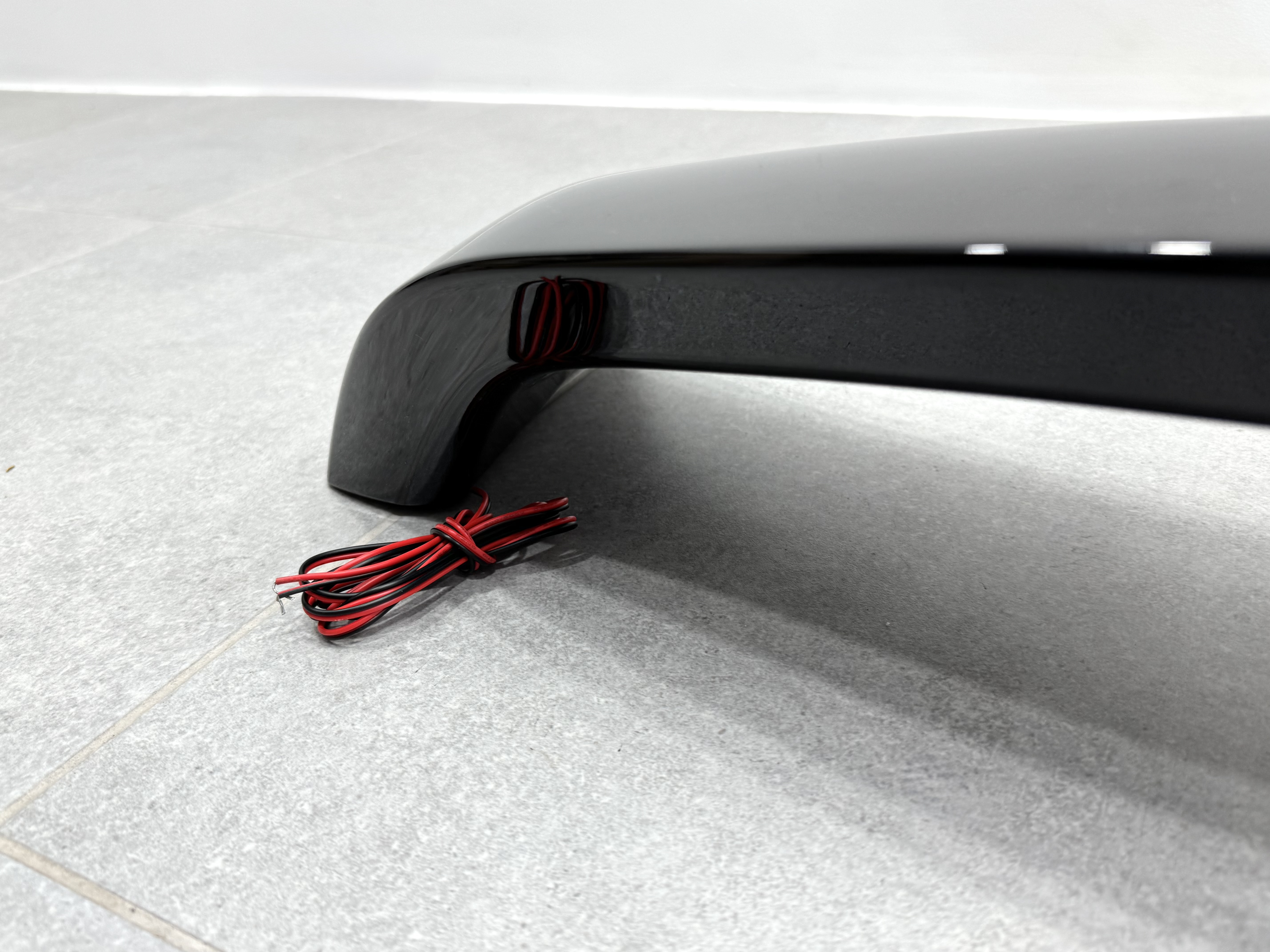 Спойлер на багажник Mitsubishi Lancer 9 2004-2009 зі стопом ABS пластик, колір чорний глянець 6