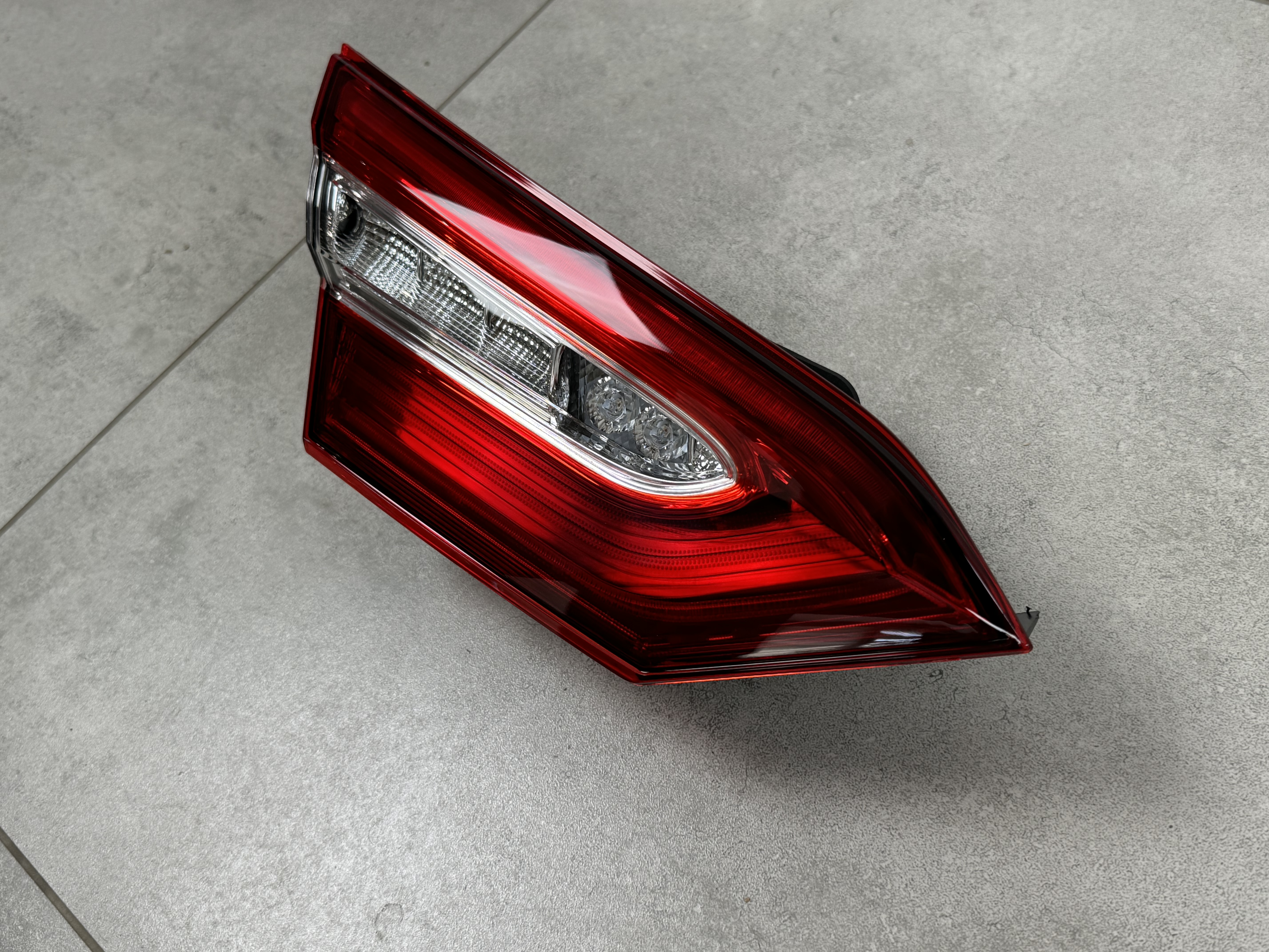 Задній ліхтар лівий внутрішній FULL LED Toyota Camry 70 ЄВРОПА ТА АМЕРИКА 2017-2020 1шт. 4