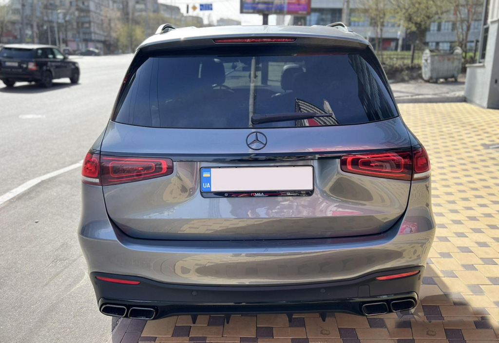 Задній дифузор з насадками BlackEdition (дизайн GLS63) 2