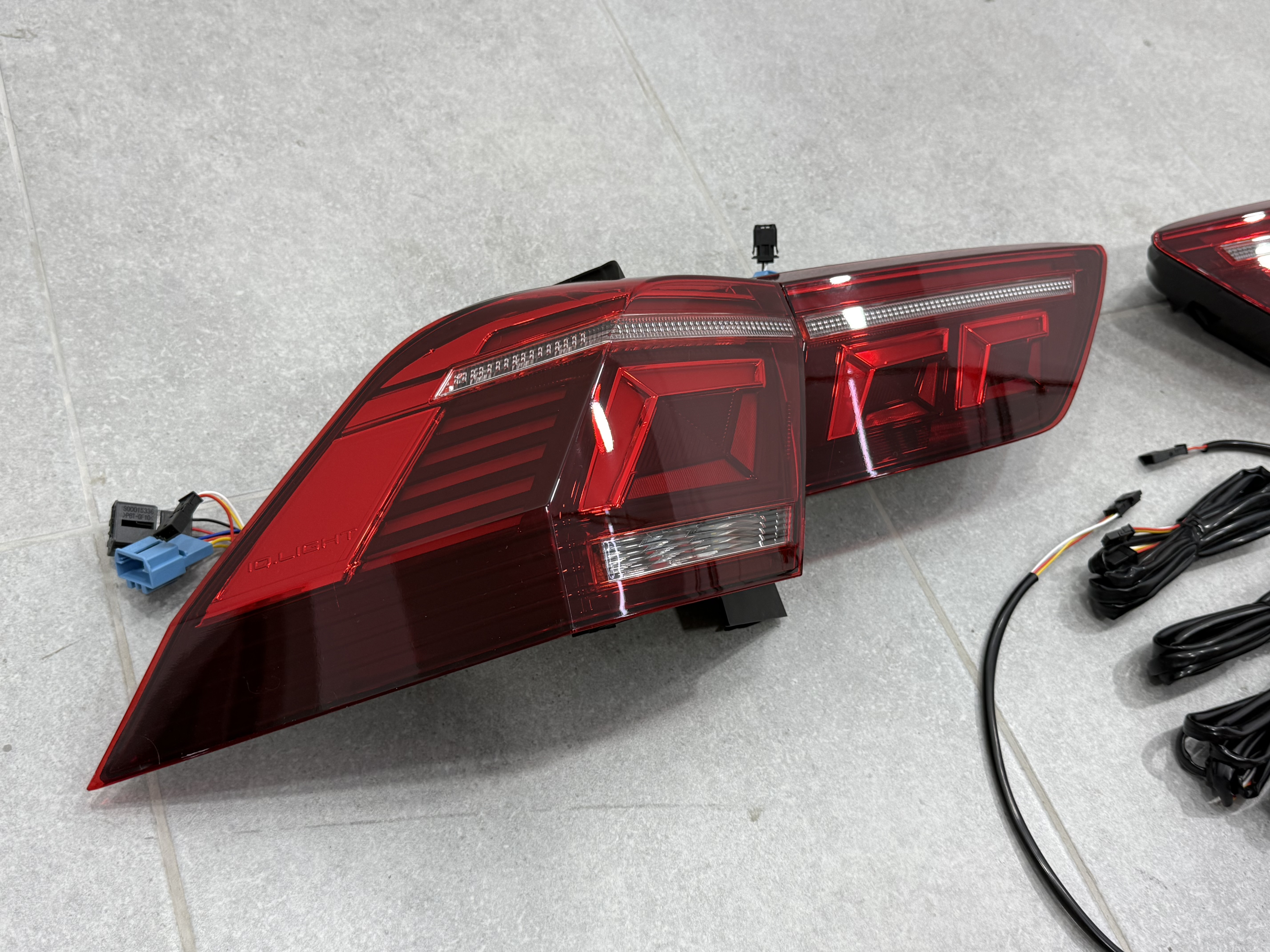 Задні LED ліхтарі IQ LIGHT для Volkswagen Tiguan 2016-2021 6
