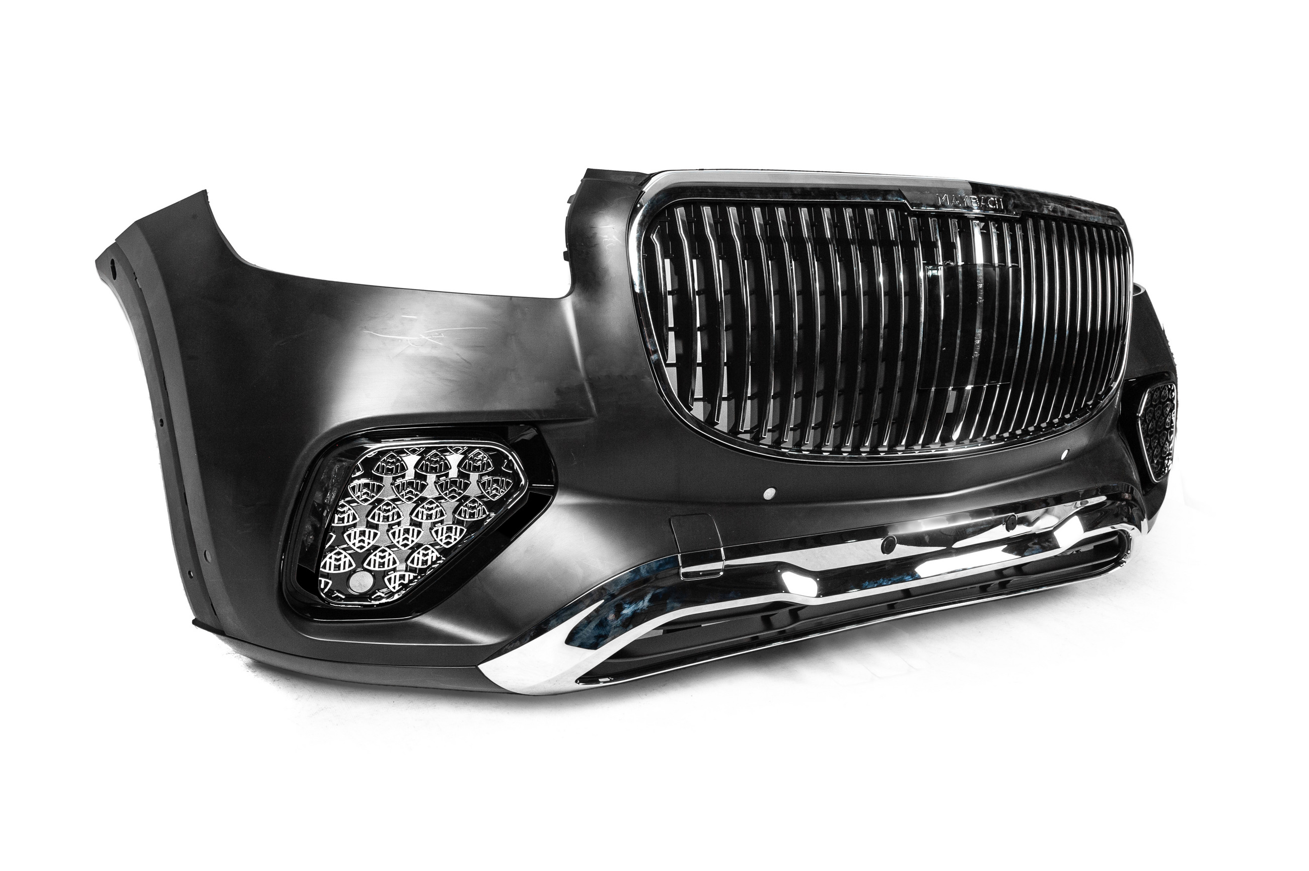 Передній бампер в зібраному вигляді Maybach GLS600 (2025-Design) 3