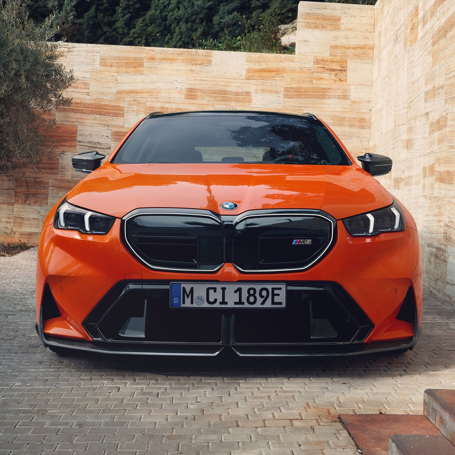 Губа (Карбон) V1 на BMW M5 G90 / G99 2024-2026 року 2