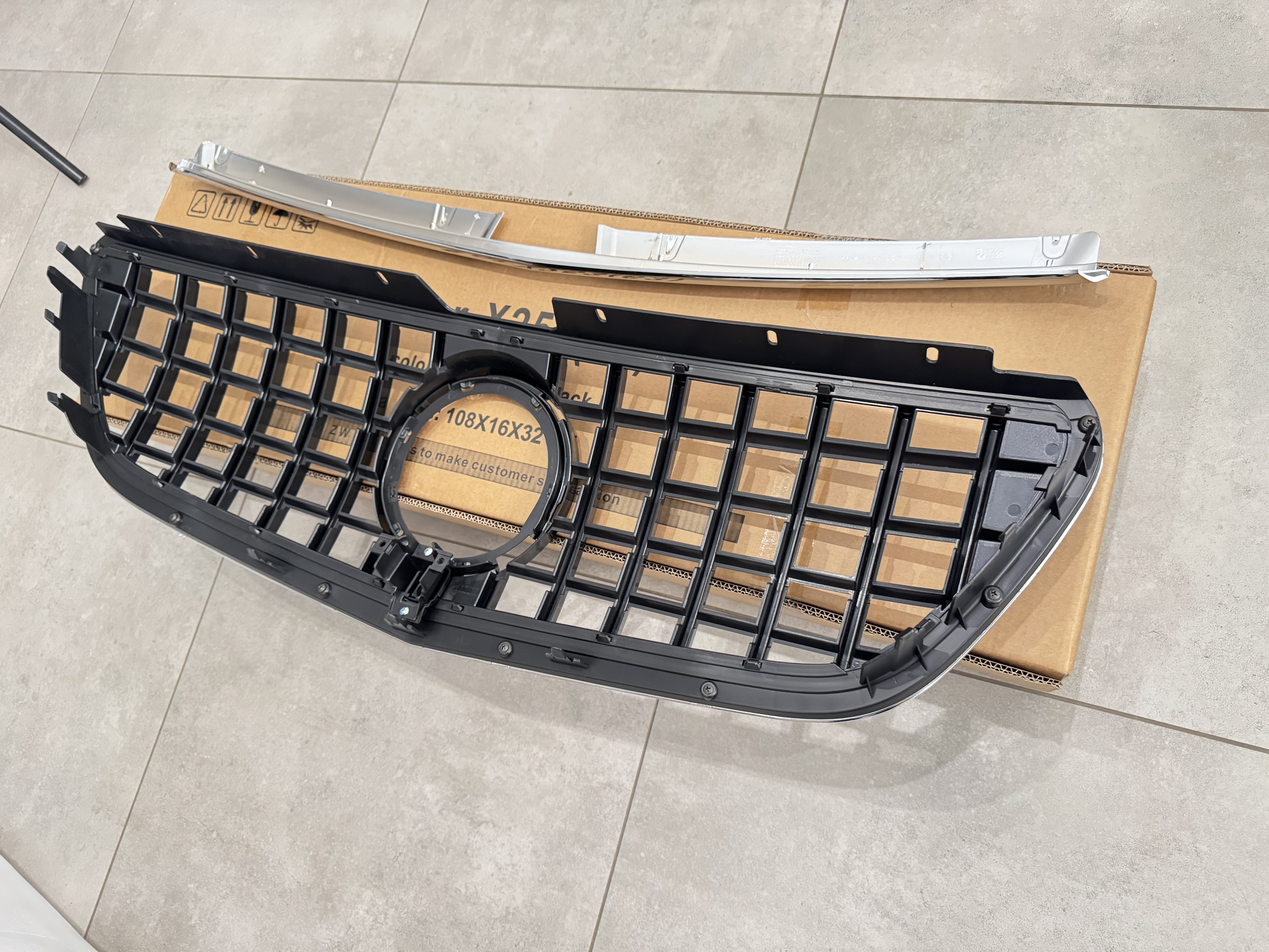 Решітка радіатора GT CHROME Mercedes Benz Vito W447 2020-2023 3