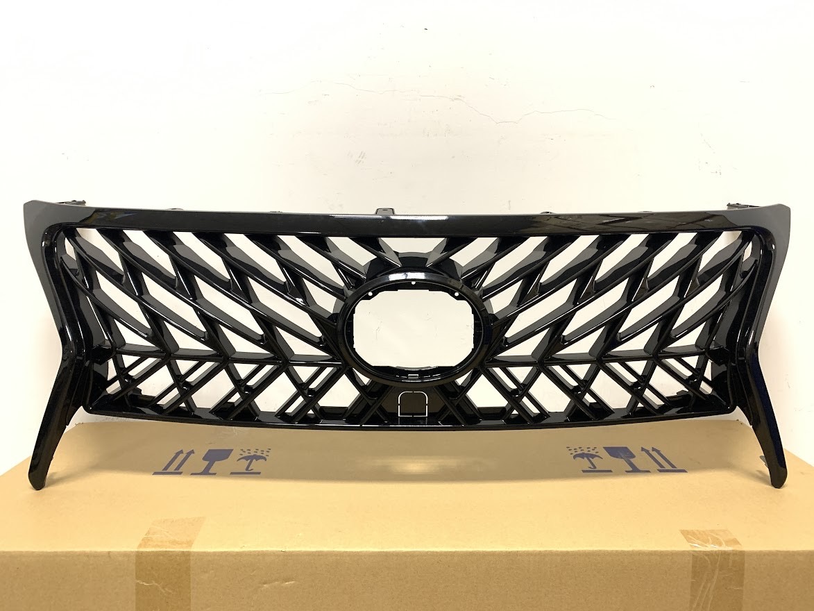 Решітка радіатора TRD BLACK Lexus LX 570 рестайлінг 2012-2015 2