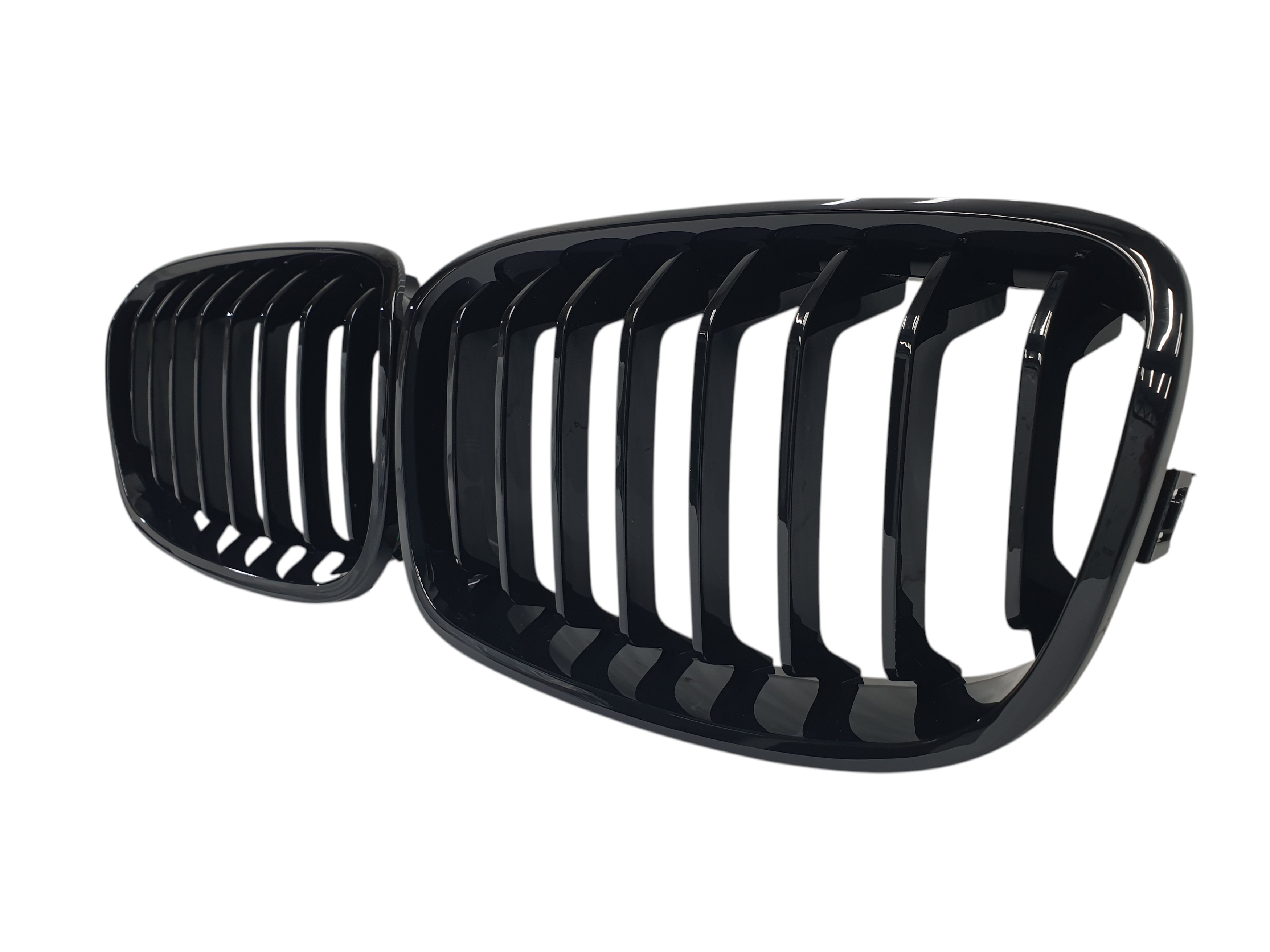 Ніздрі Gloss Black (1 bar) на BMW 1 Series F20 / F21 2011-2015 року 2