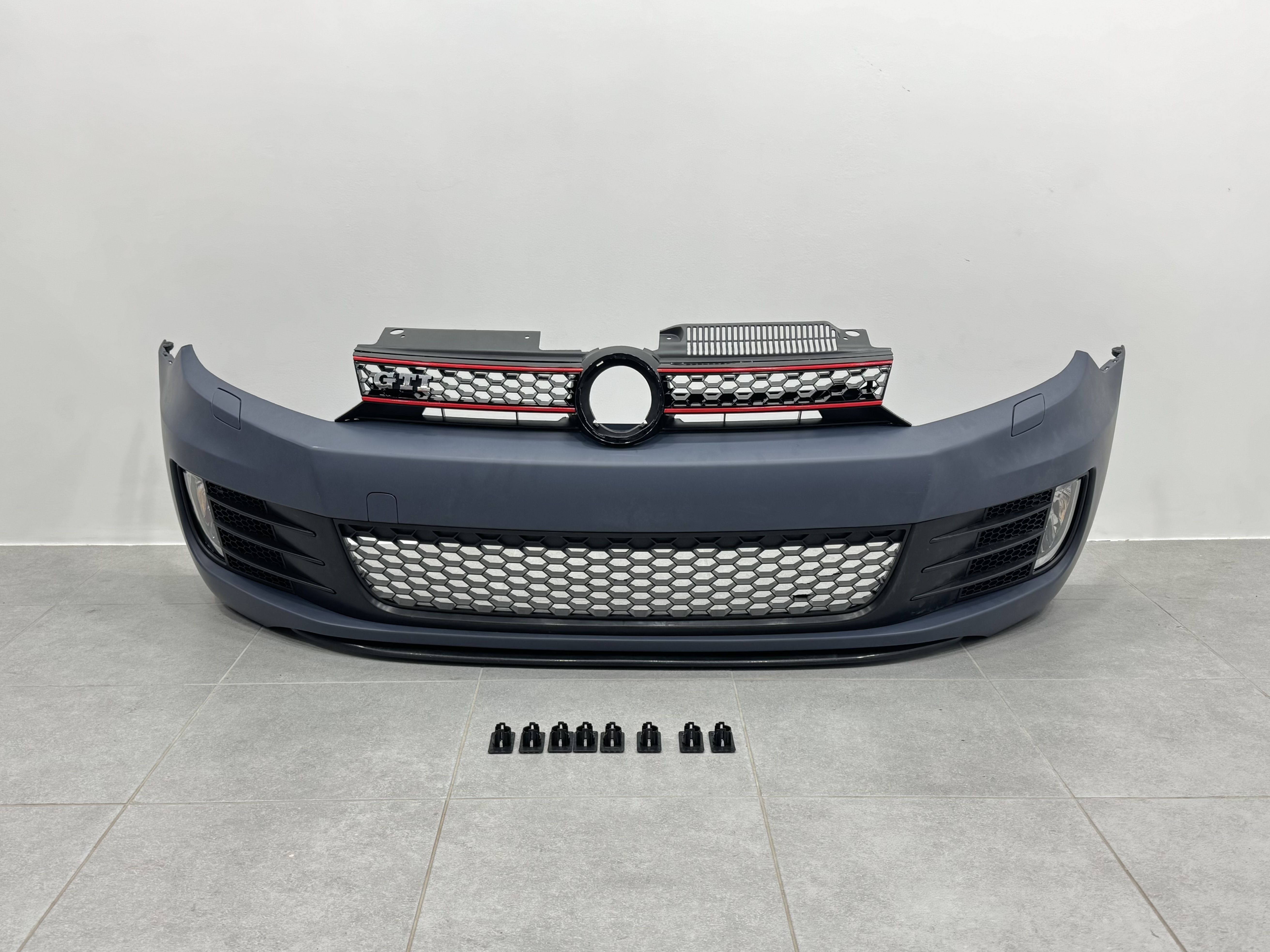 Передній бампер GTI Volkswagen Golf 6 2008-2013 3