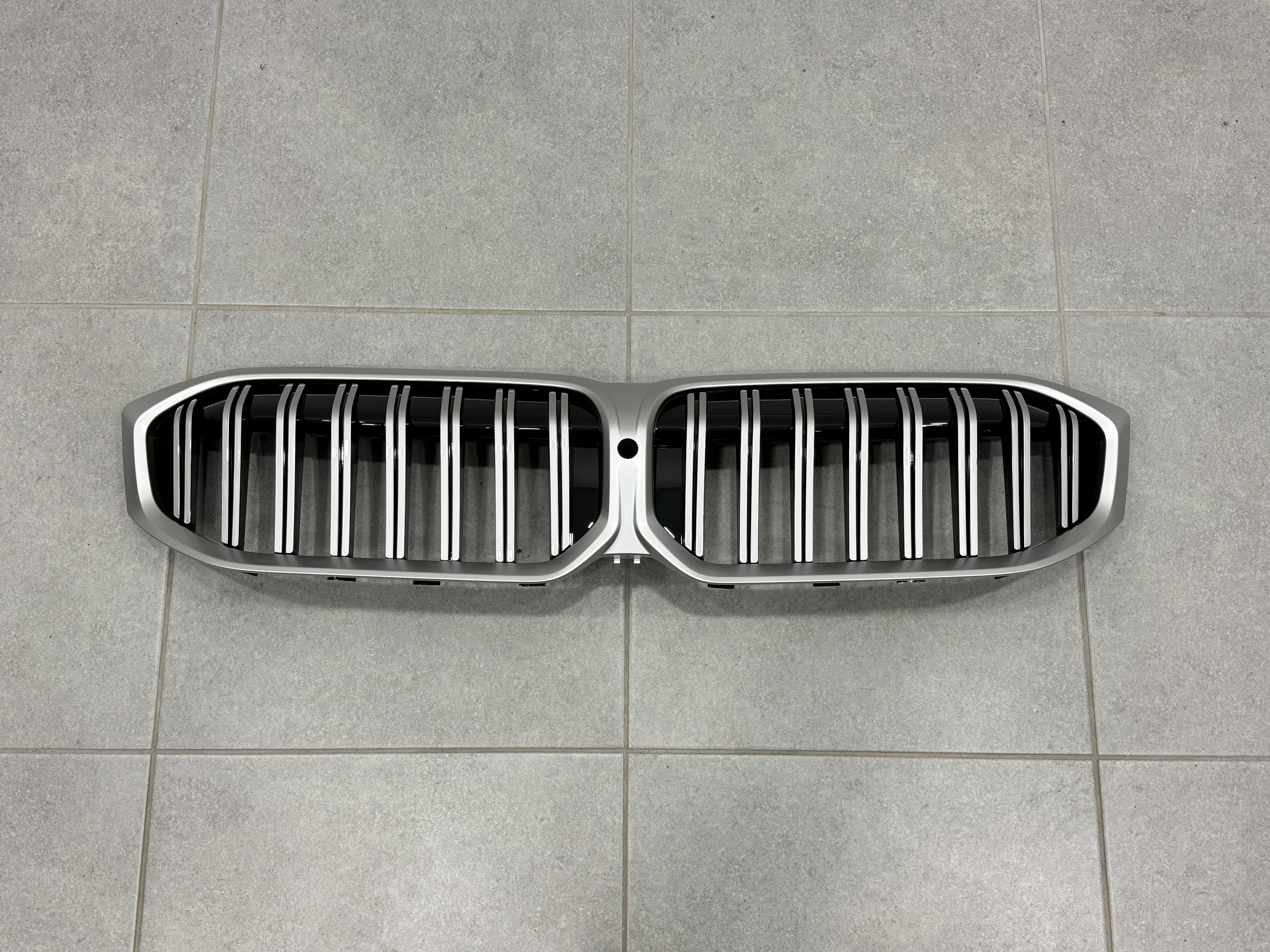 Решітка радіатора ніздрі BMW 3 G20 G21 M Performance 2022+, колір сірий 2