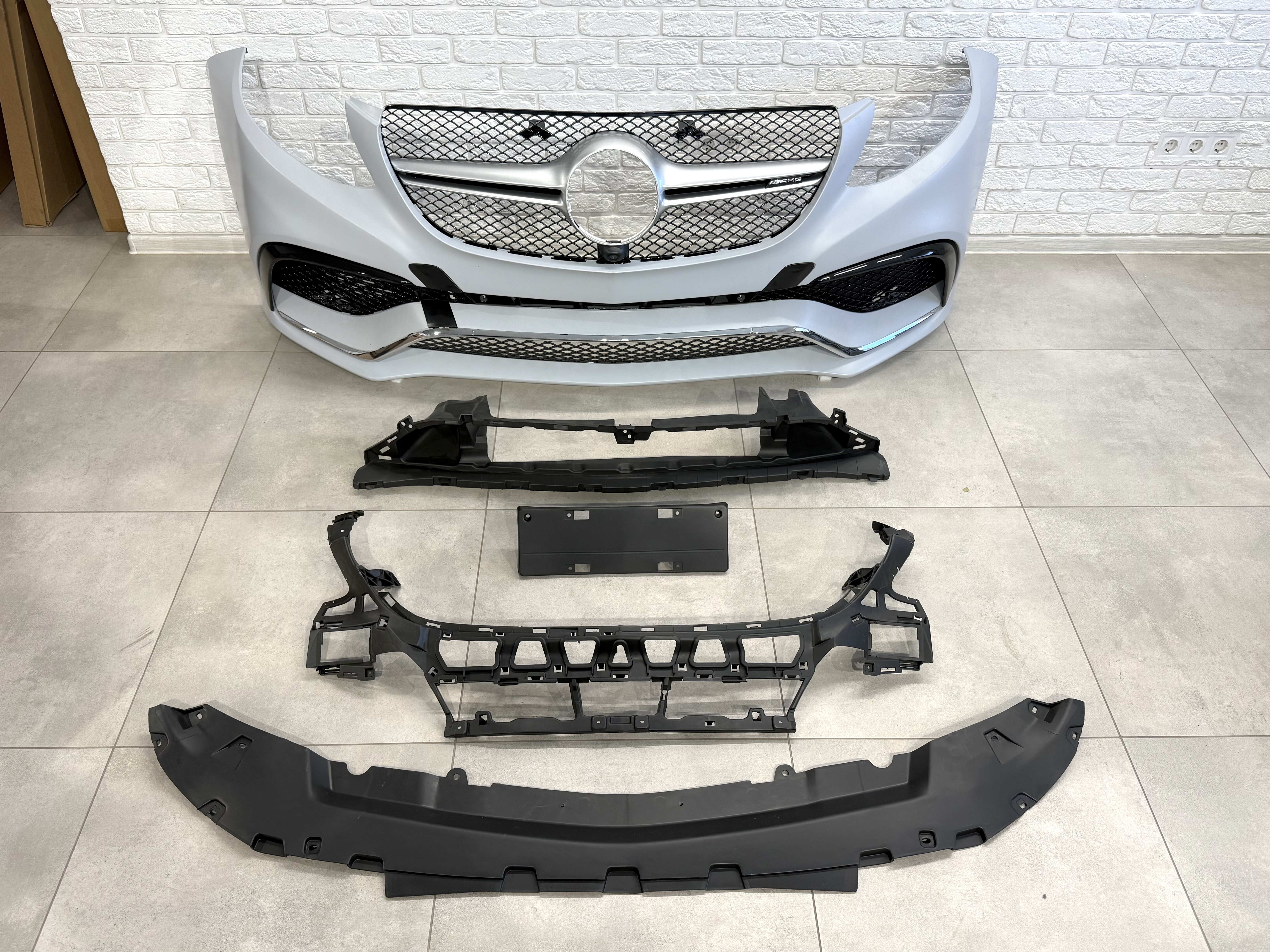 Комплект обвісу GLE63 AMG Mercedes Benz GLE class W166 2015-2018 2