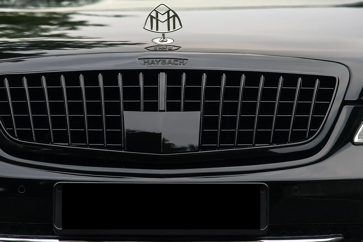 Решітка радіатора Maybach Black (2009-2013)