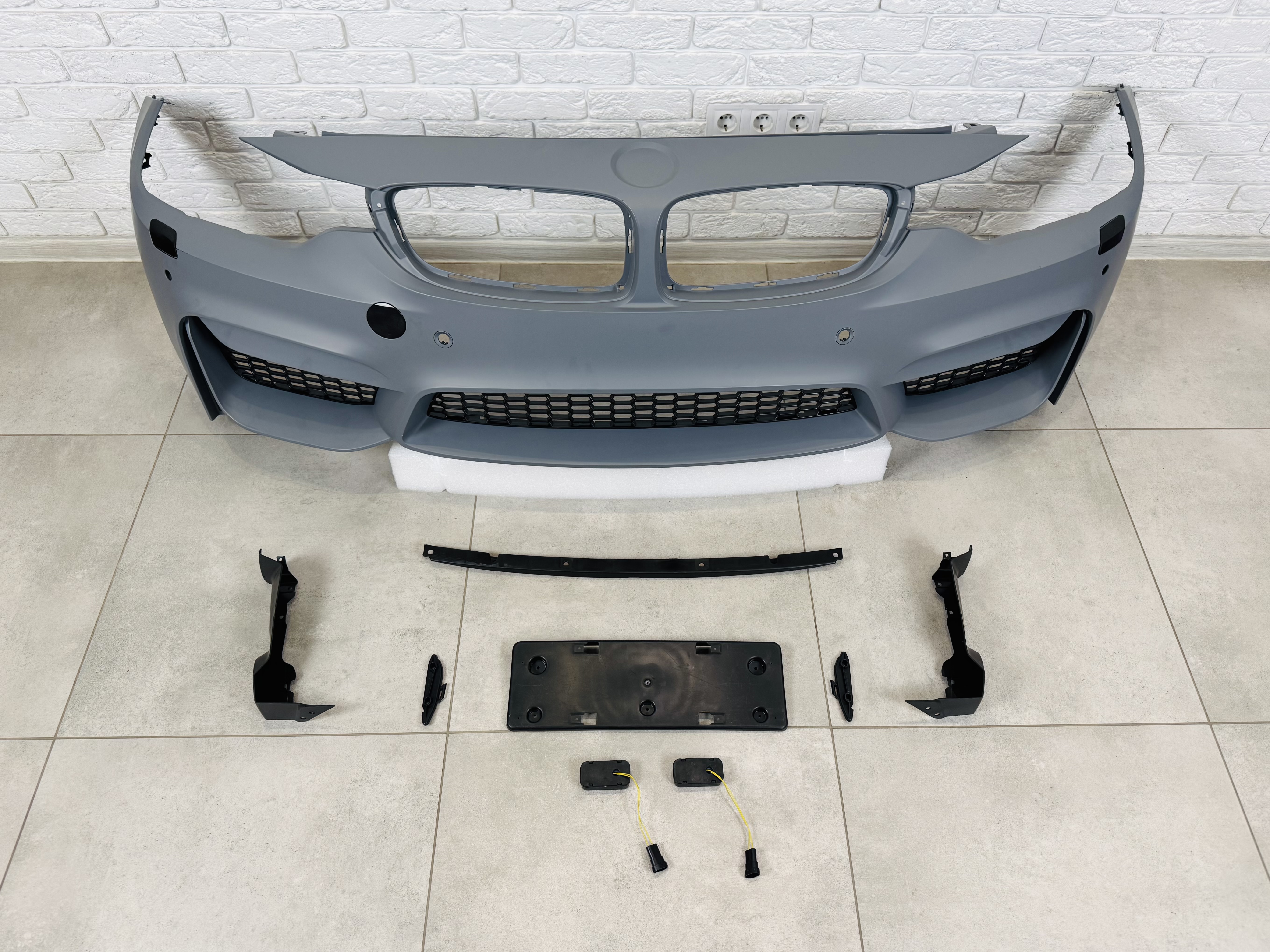 Бампер передній у сборі M4 для BMW 4 series F32 / F33 / F36 2013-2020 2