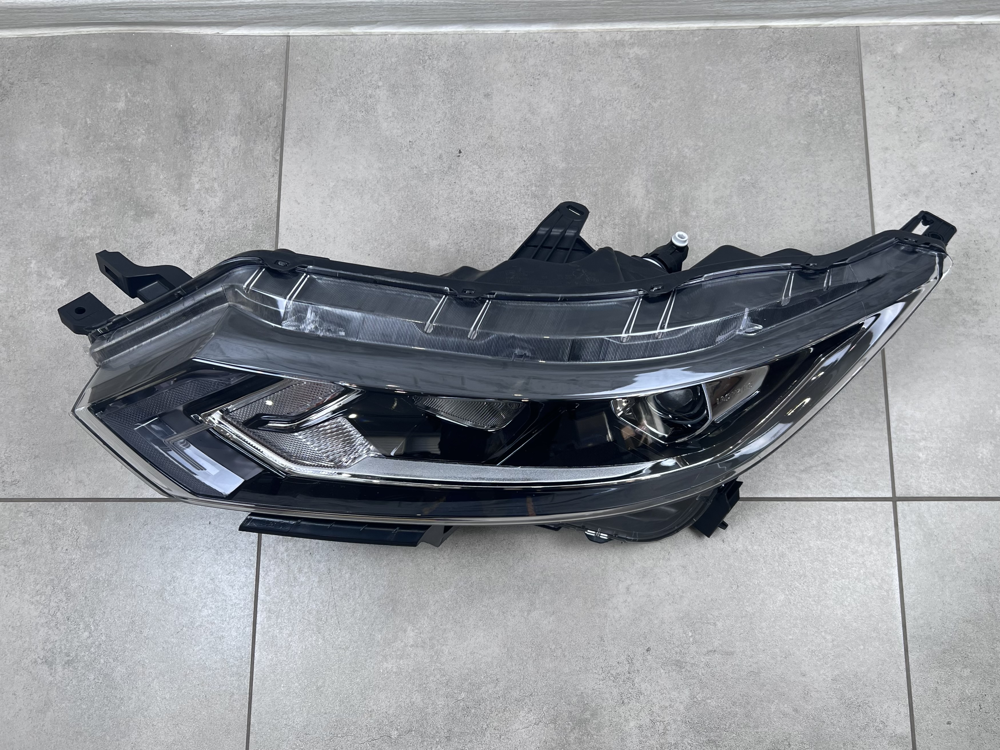 Ліва фара галоген Nissan Qashqai 17-21 / Rogue sport 19-21 3