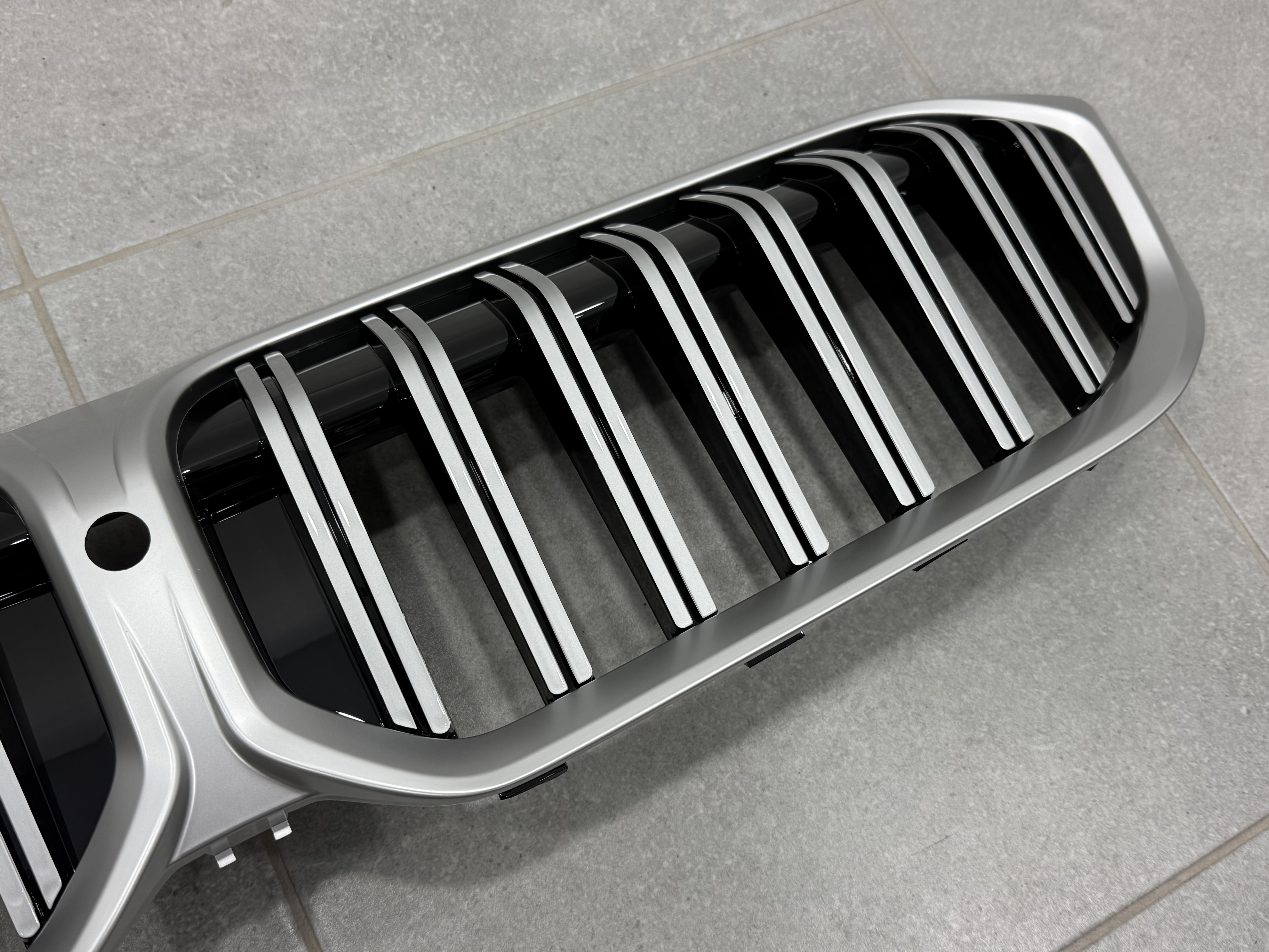 Решітка радіатора ніздрі BMW 3 G20 G21 M Performance 2022+, колір сірий 5