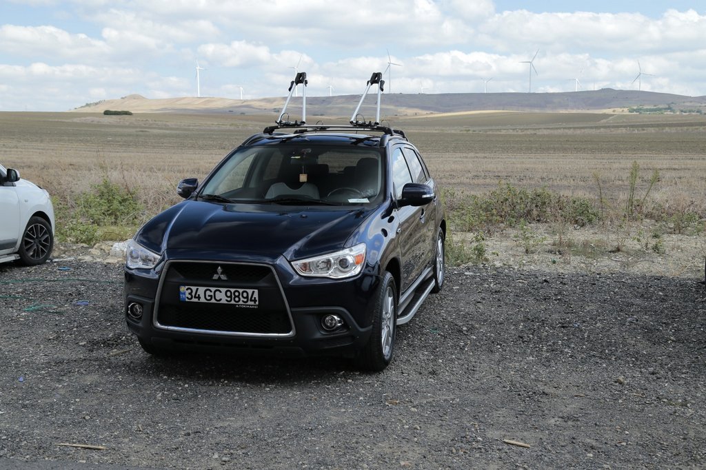 Бокові пороги Tayga Grey (2 шт., алюміній) 2