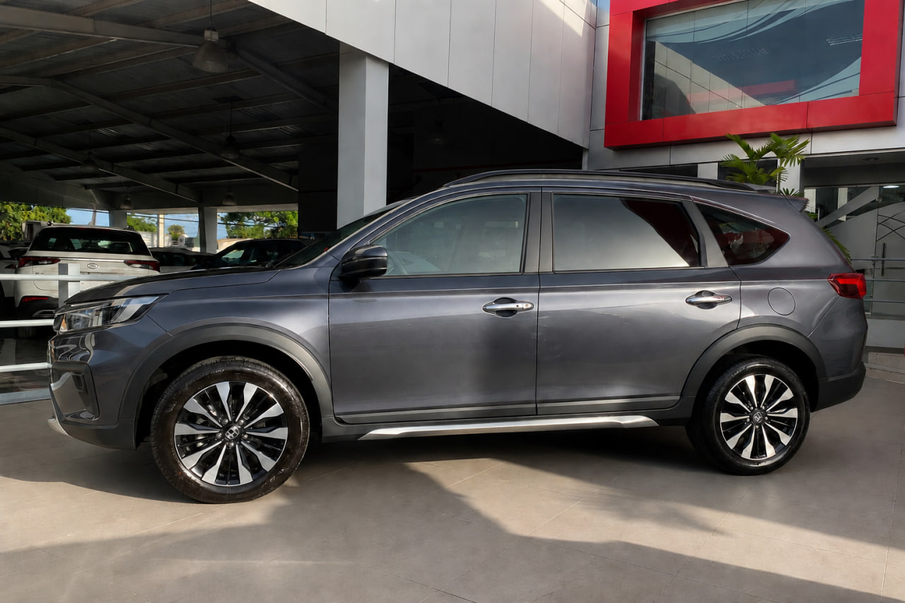 Інтегровані рейлінги чорні OEM (Алюміній) 2