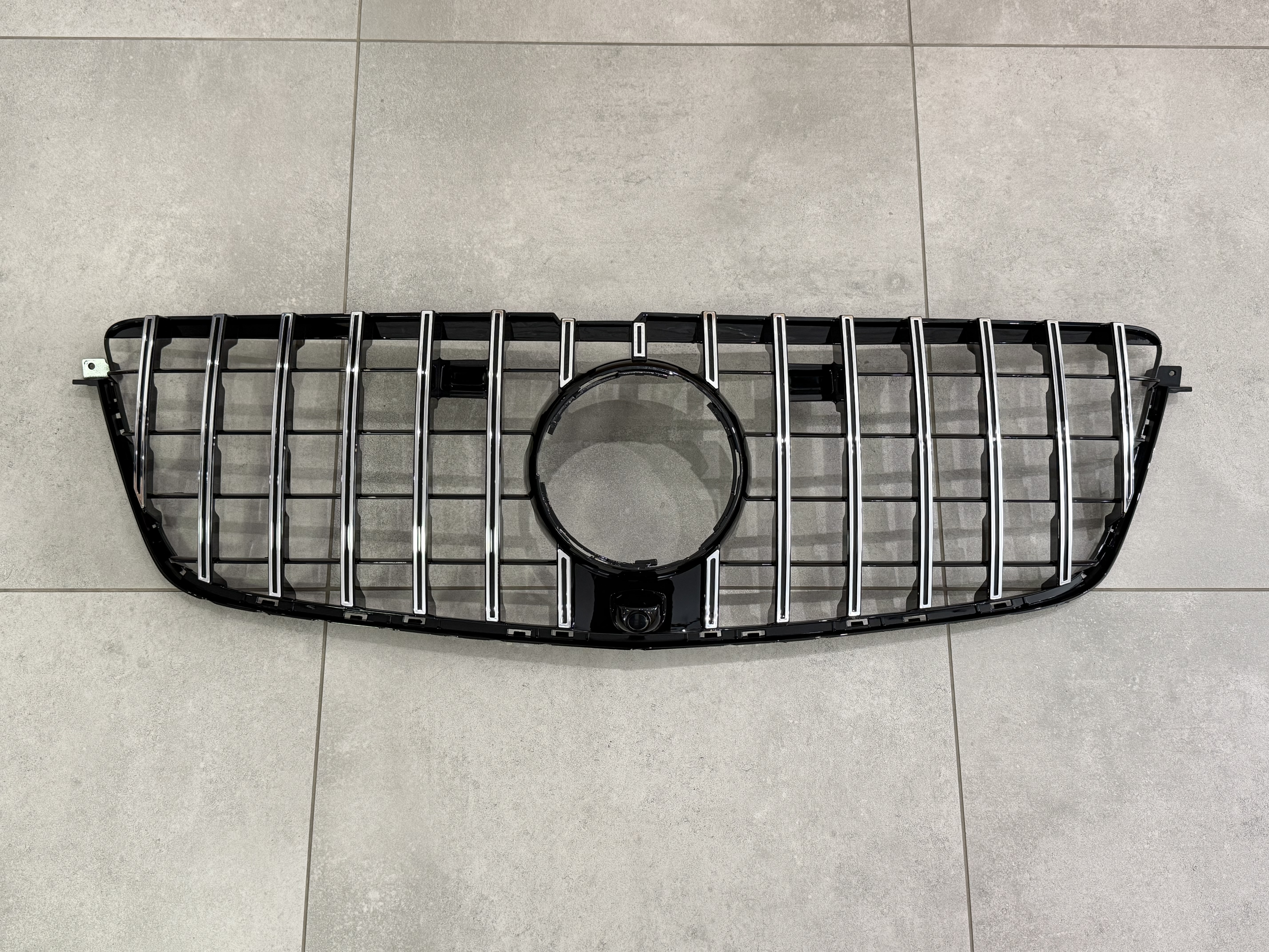 Решітка радіатора GT CROME Mercedes-Benz GL class X166 2012-2015 ДЛЯ AMG 6