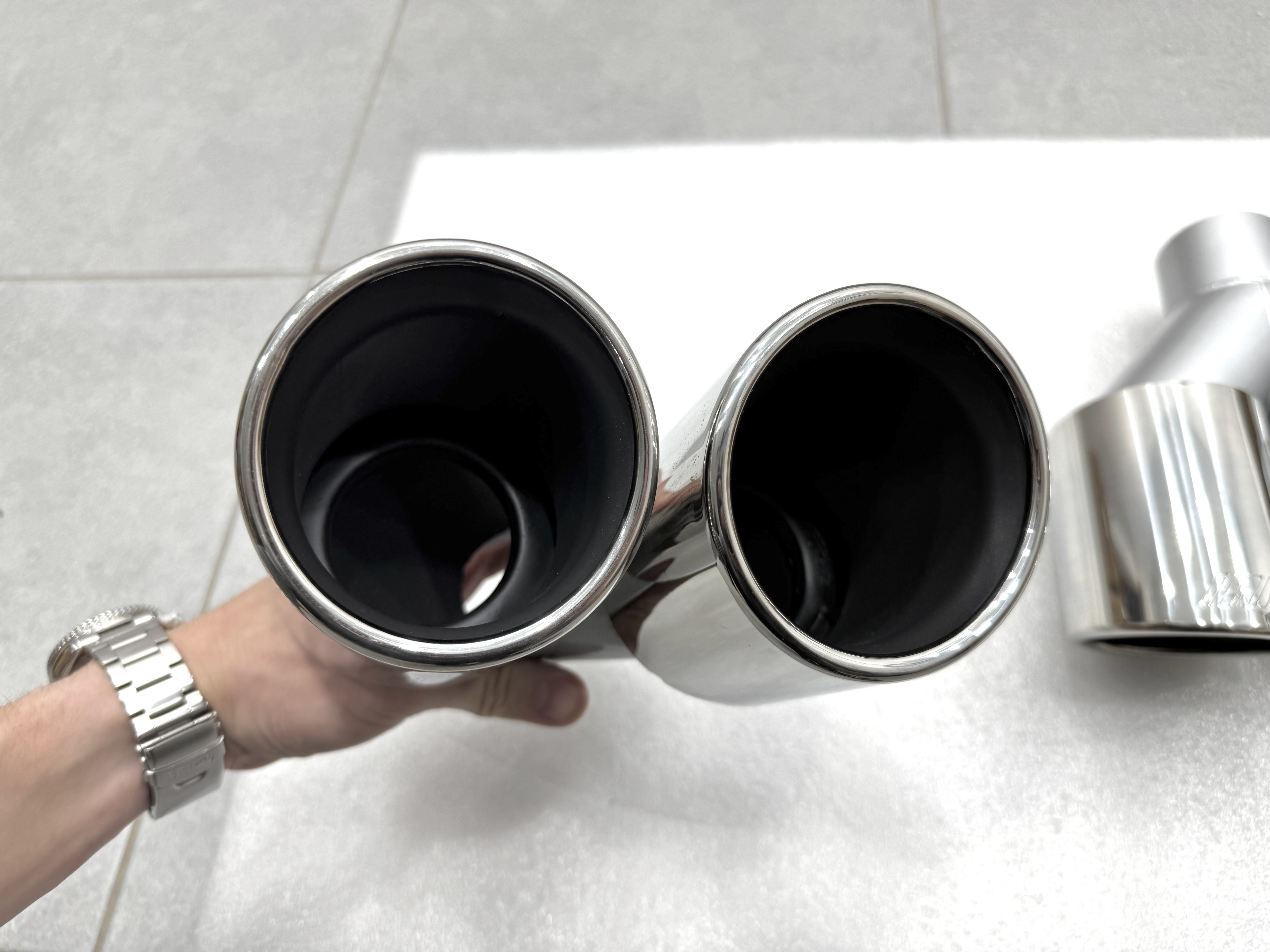 Насадки на вихлопні труби стиль M5 BMW 5 Series F10 / F11 2010-2017 хром 5
