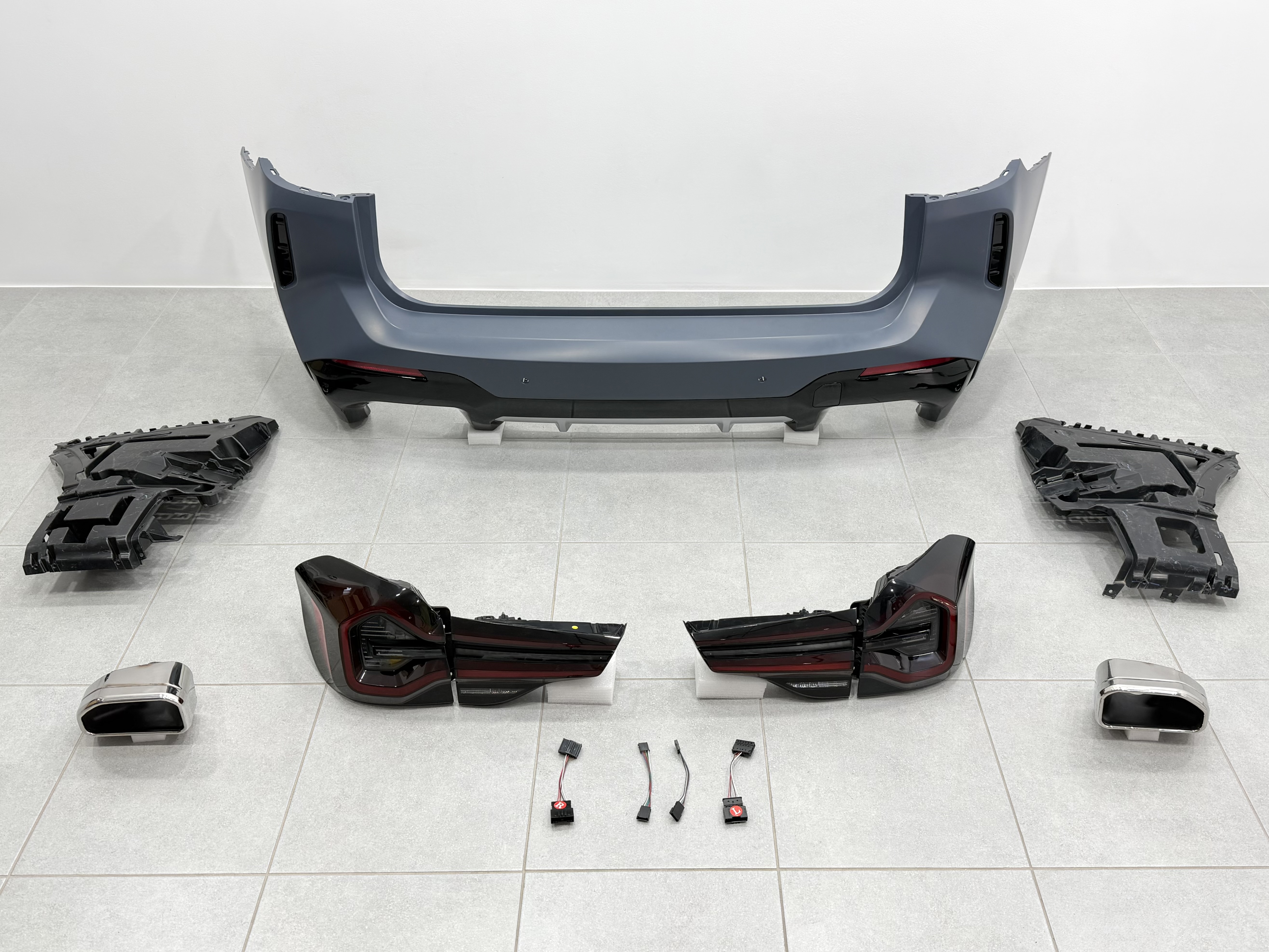 Обвіс комплект рестайлінгу М пакет LCI 2022+ для BMW X3 G01 2018-2021 5