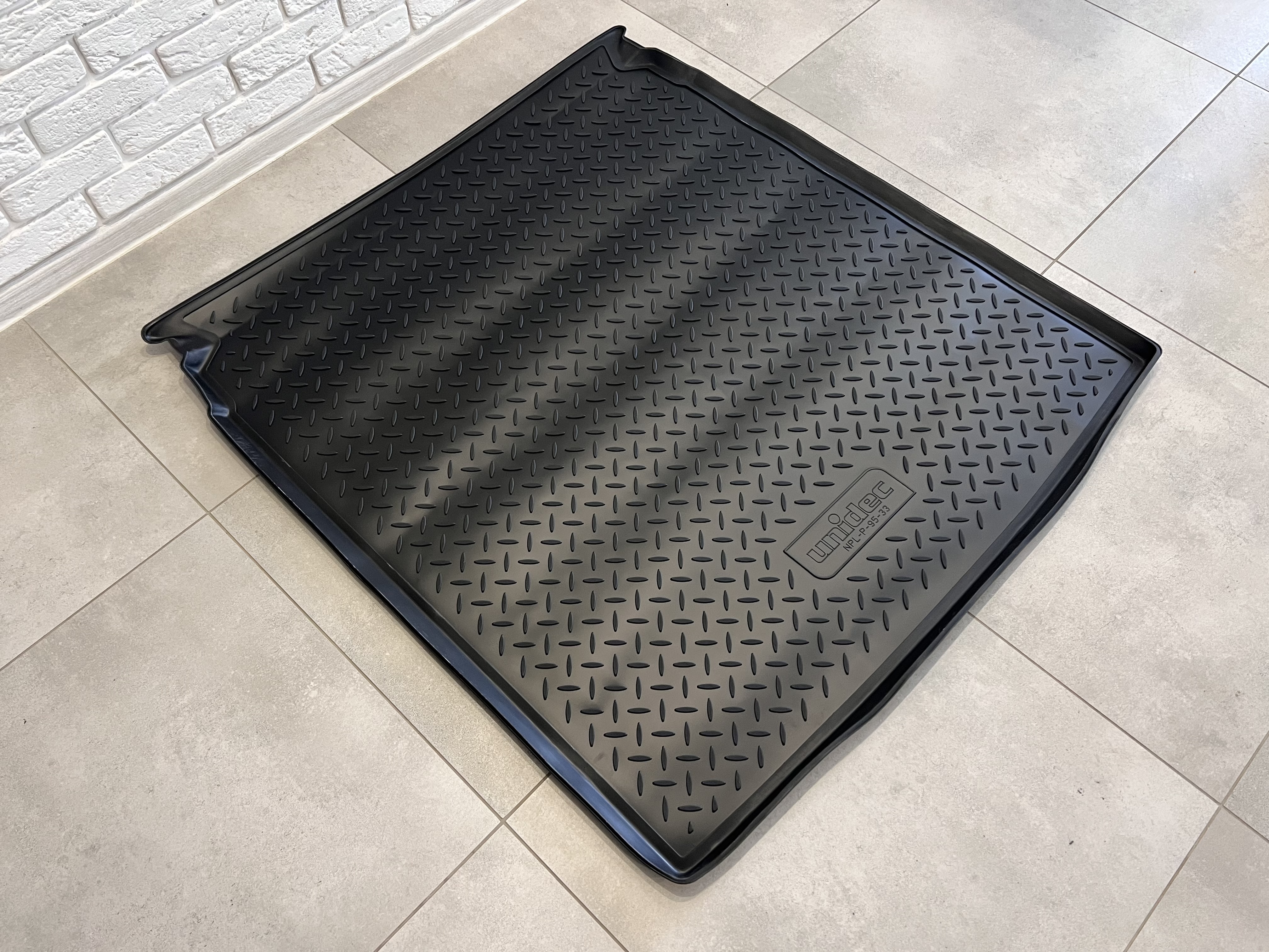 Килимок багажника поліуретановий Norplast Volkswagen Passat B7 ЄВРОПА СЕДАН 2011-2015 3