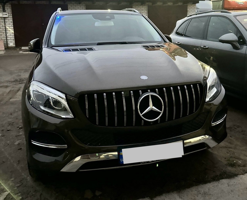 Тюнінг решітка GT Panamericana (для GLE)