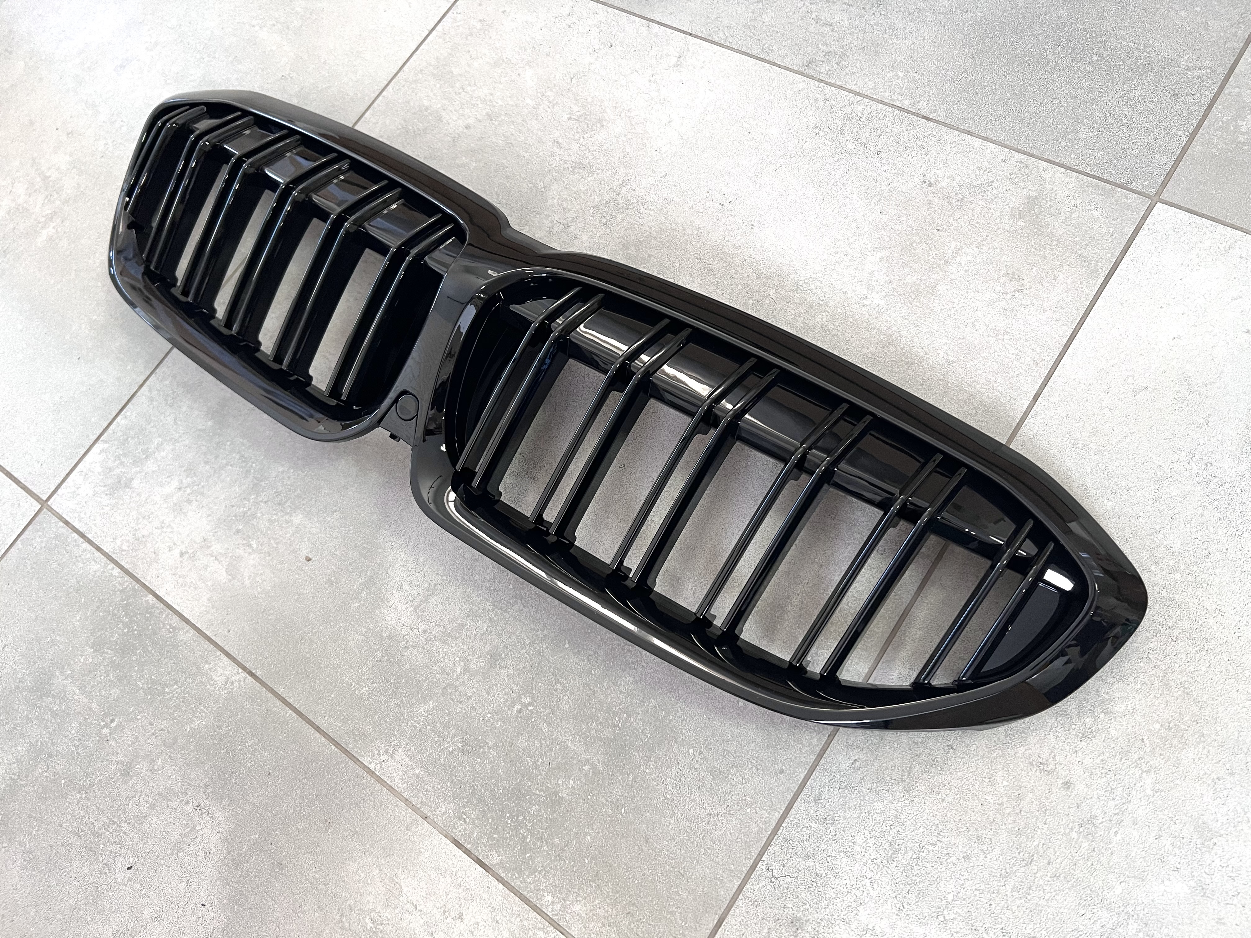 Решітка радіатора ніздрі M-Look для BMW 3 Series G20 / G21 2018-2022 чорний глянець 2