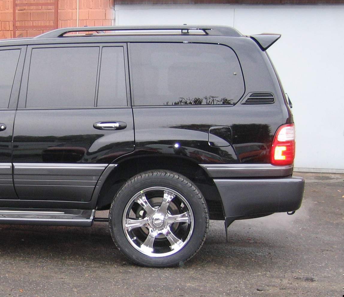 Спойлер козирок Toyota Land Cruiser 100 / Lexus LX 470 1998-2007 ABS пластик колір чорний 6