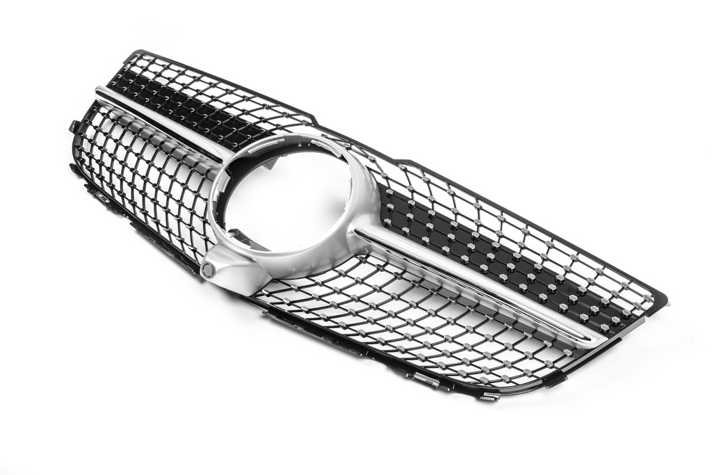 Передня решітка Diamond Silver (2013-2015) 4