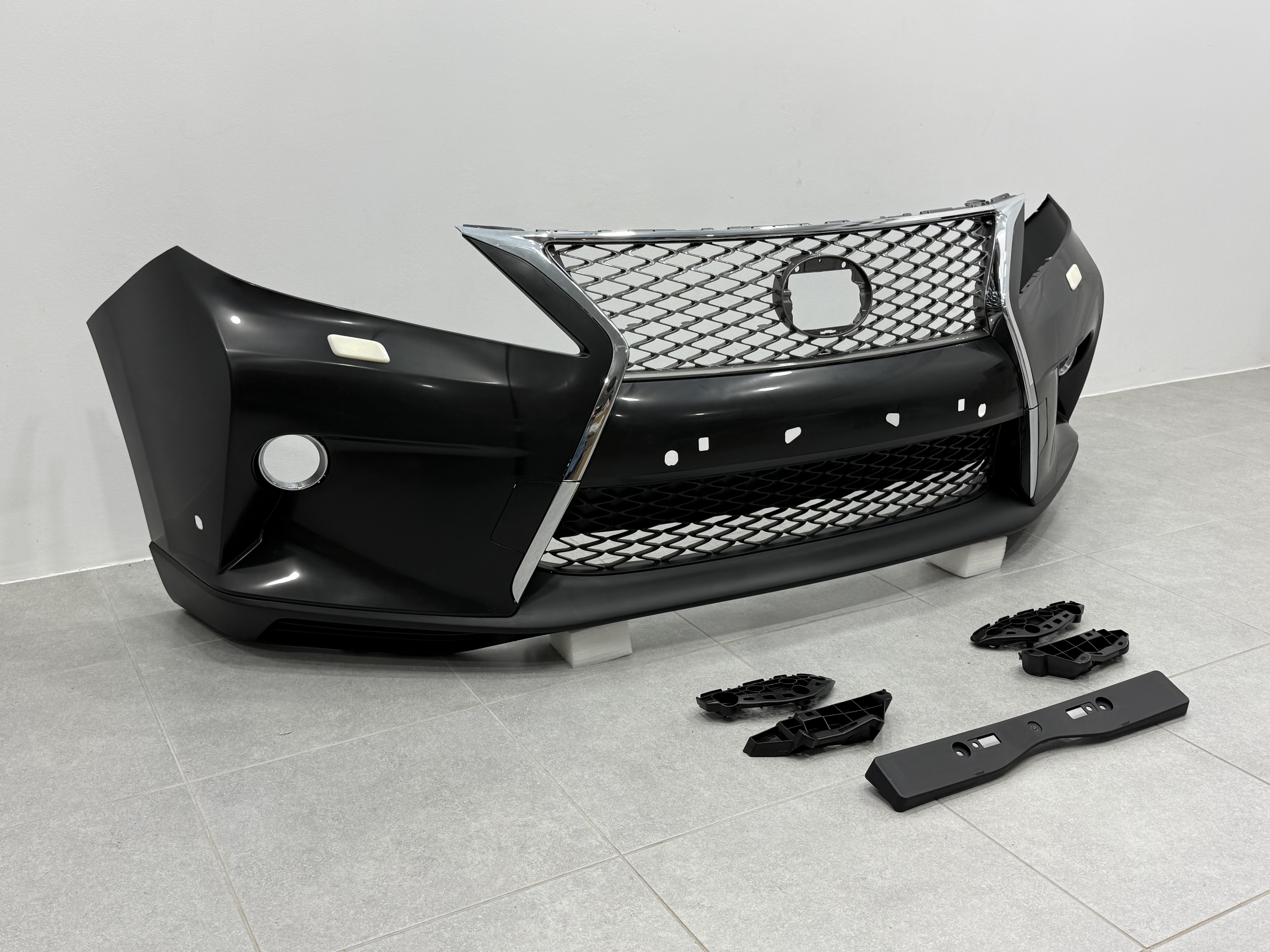 Бампер передній комплектний F-Sport Lexus RX рестайлінг 2012-2015 5