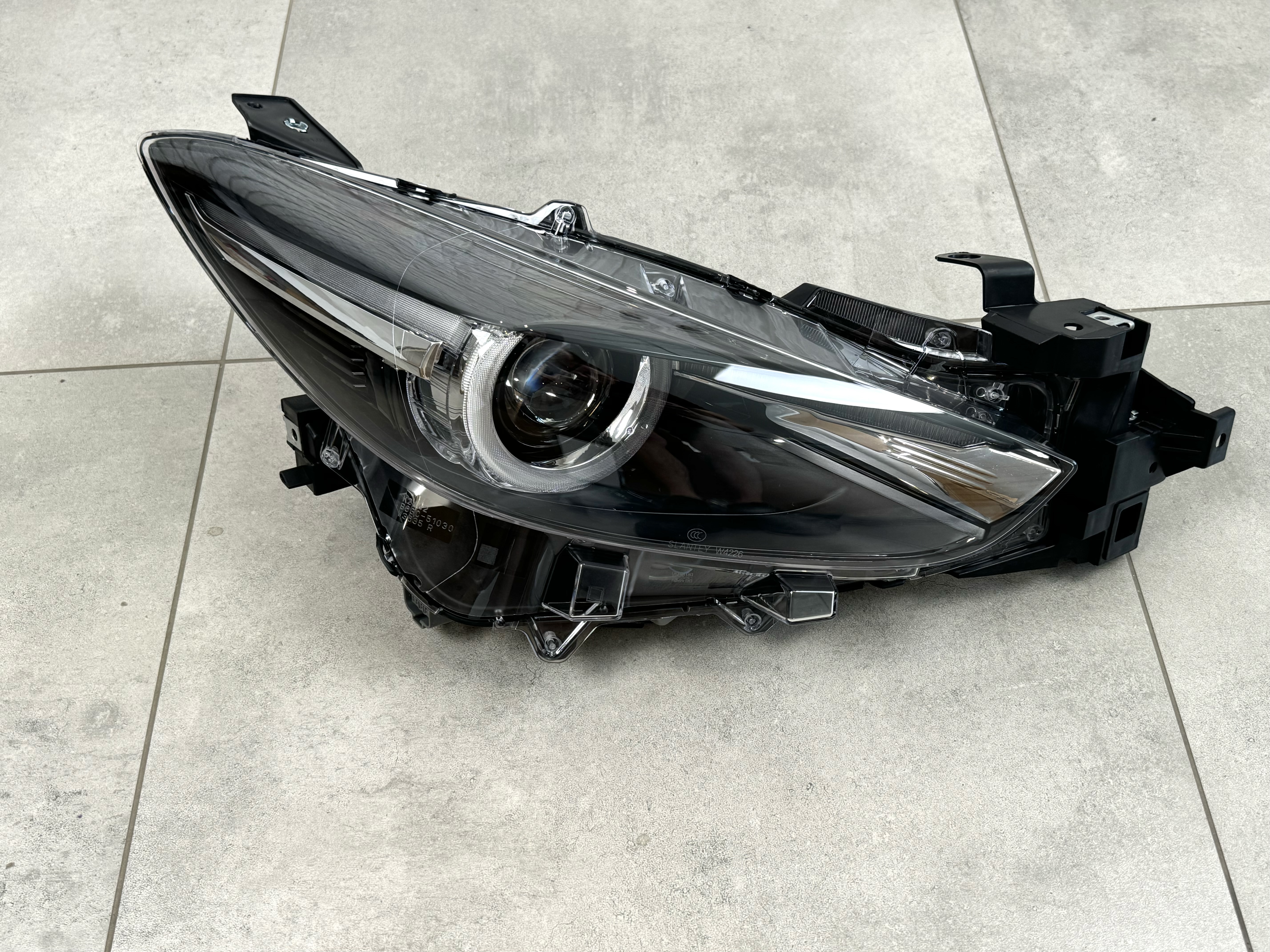 Права фара Full LED Mazda 3 BM ЕВРОПА РЕСТАЙЛІНГ 2016-2019 B63C-51030 2