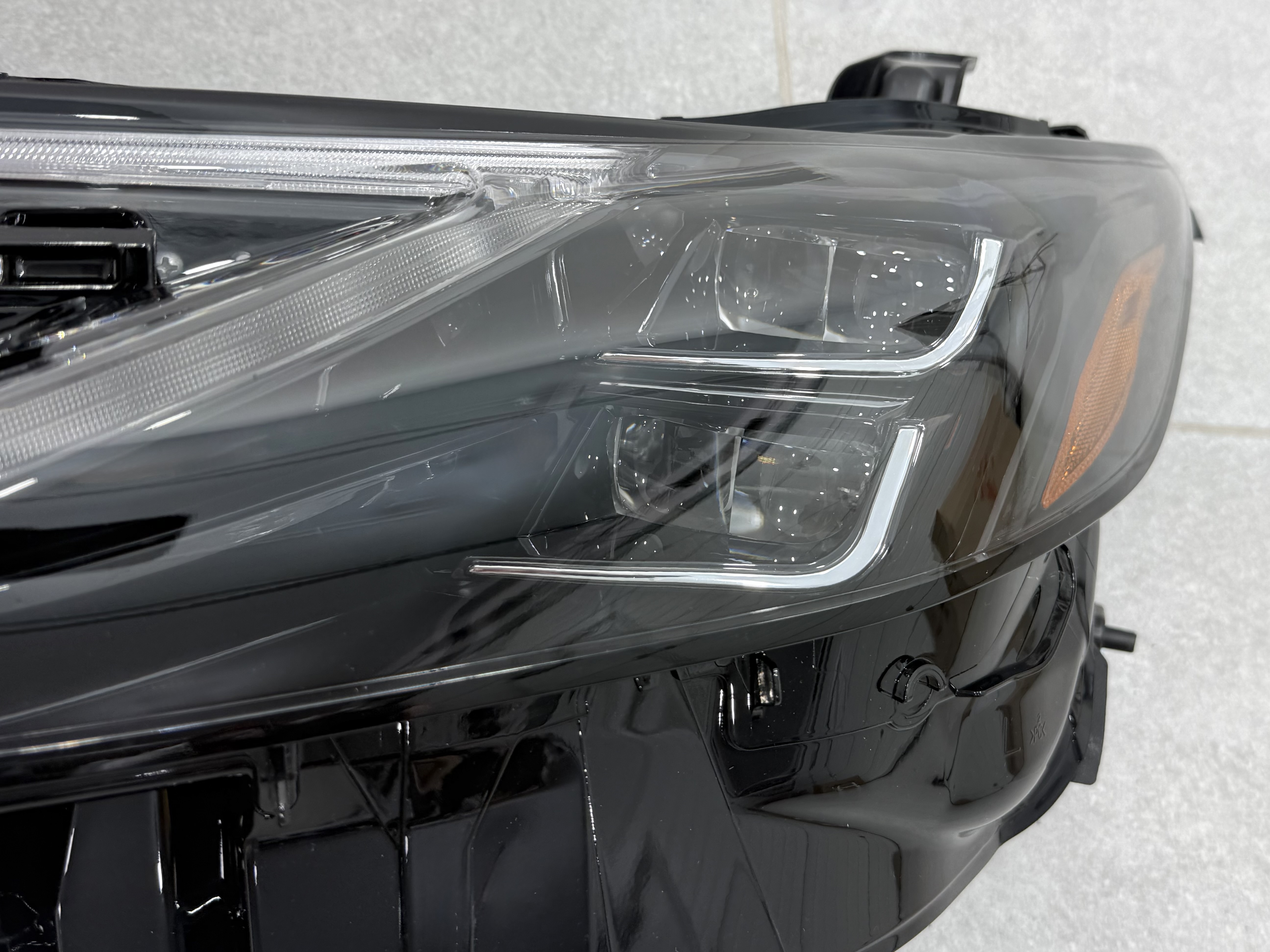 Ліва фара Toyota Camry 80 XSE USA 2023- 3