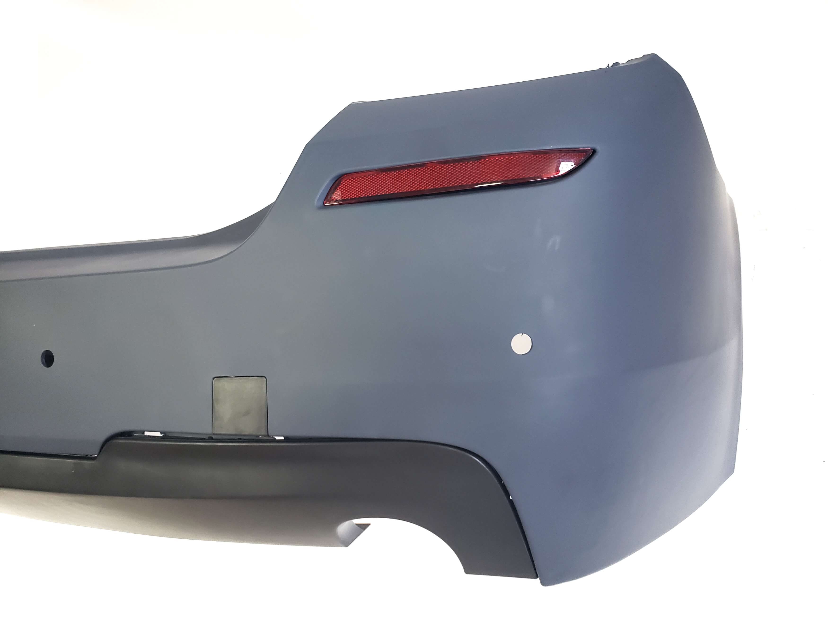 Задній бампер (M Sport Paket) на BMW 5 Series F10 / F11 2010-2017 року 3