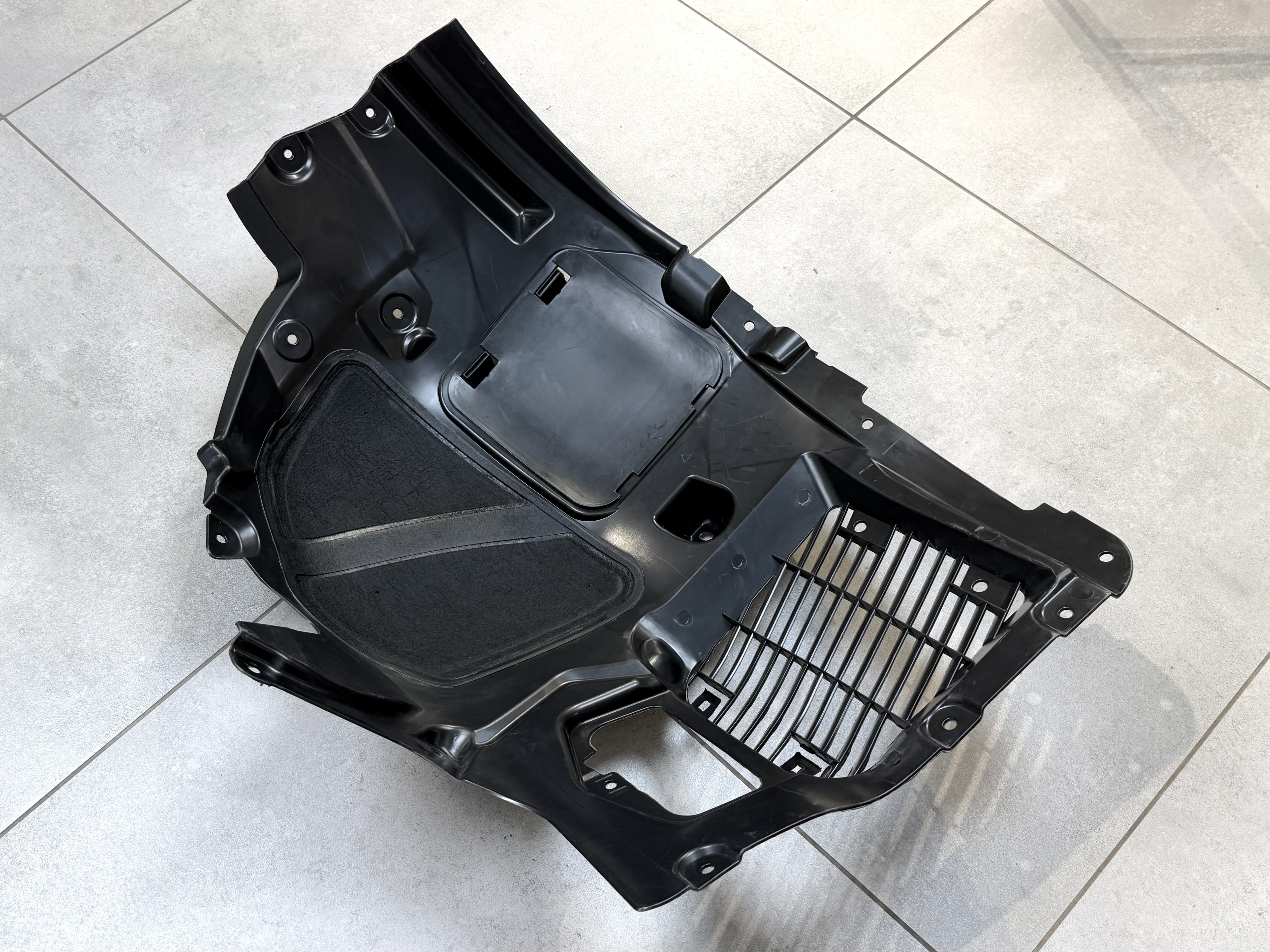 Підкрилок правий передній 51717340786 для BMW 5 series G30 G31 2017-2023 6